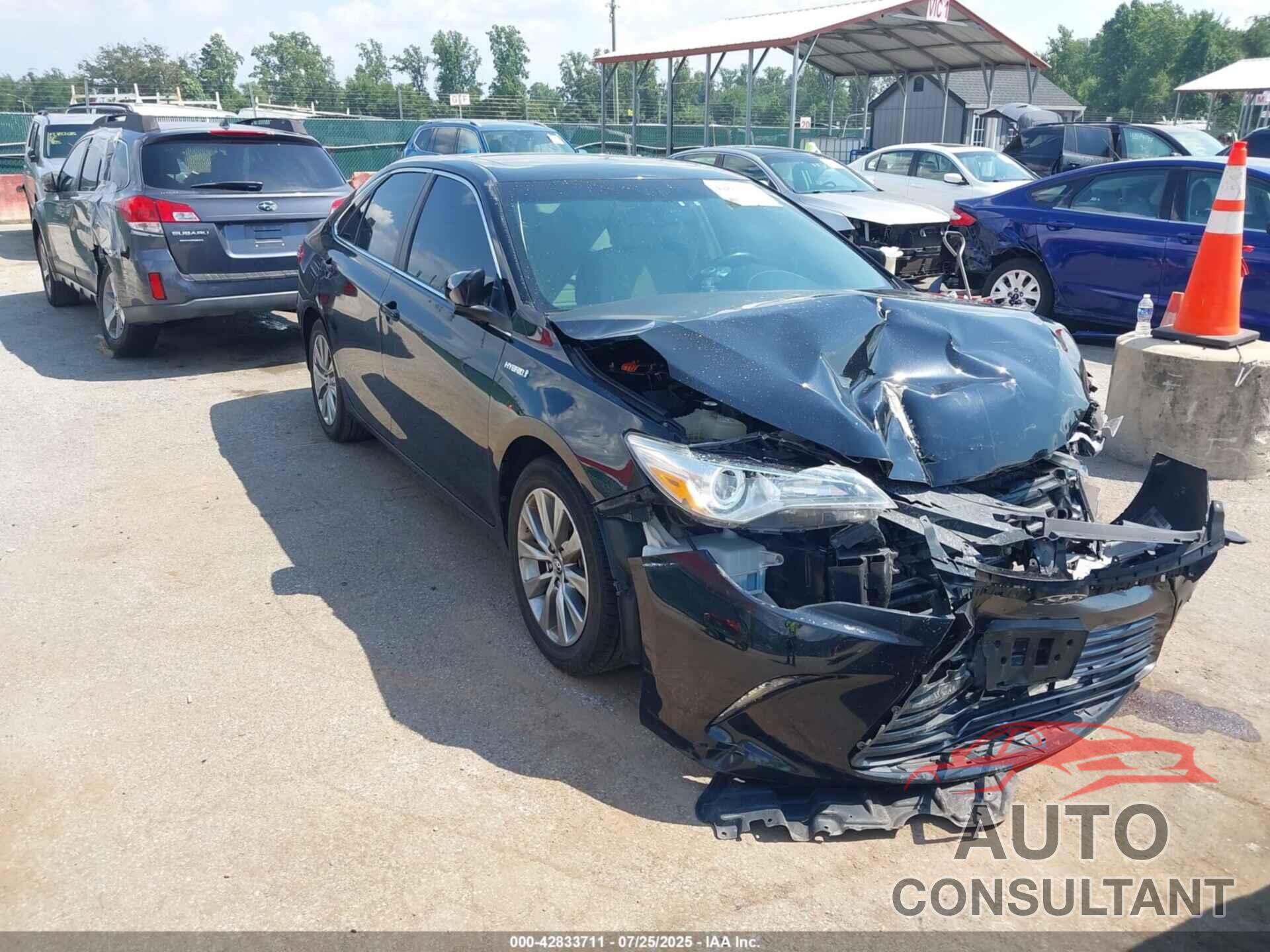 TOYOTA CAMRY HYBRID 2016 - 4T1BD1FK0GU194376