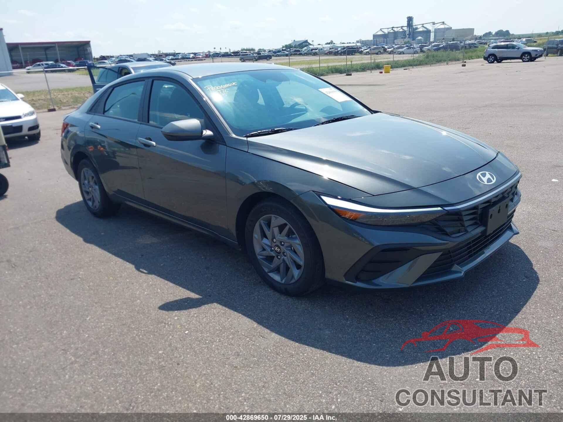 HYUNDAI ELANTRA HYBRID 2025 - KMHLM4DJ0SU131352