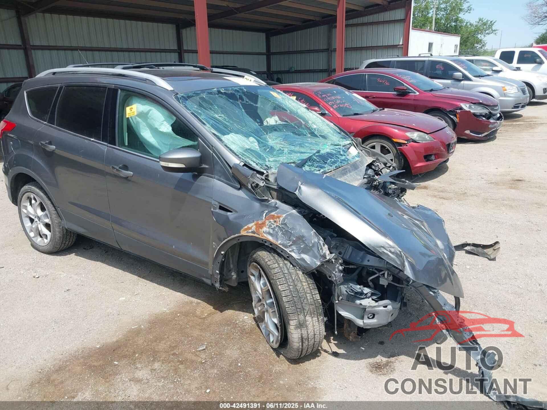 FORD ESCAPE 2013 - 1FMCU9J92DUC14257