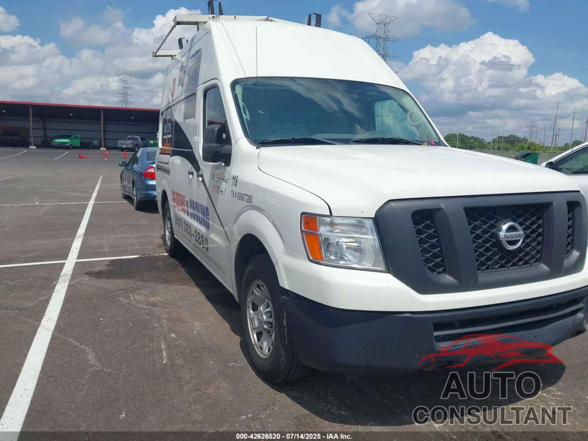 NISSAN NV CARGO NV2500 HD 2018 - 1N6BF0LY4JN805168