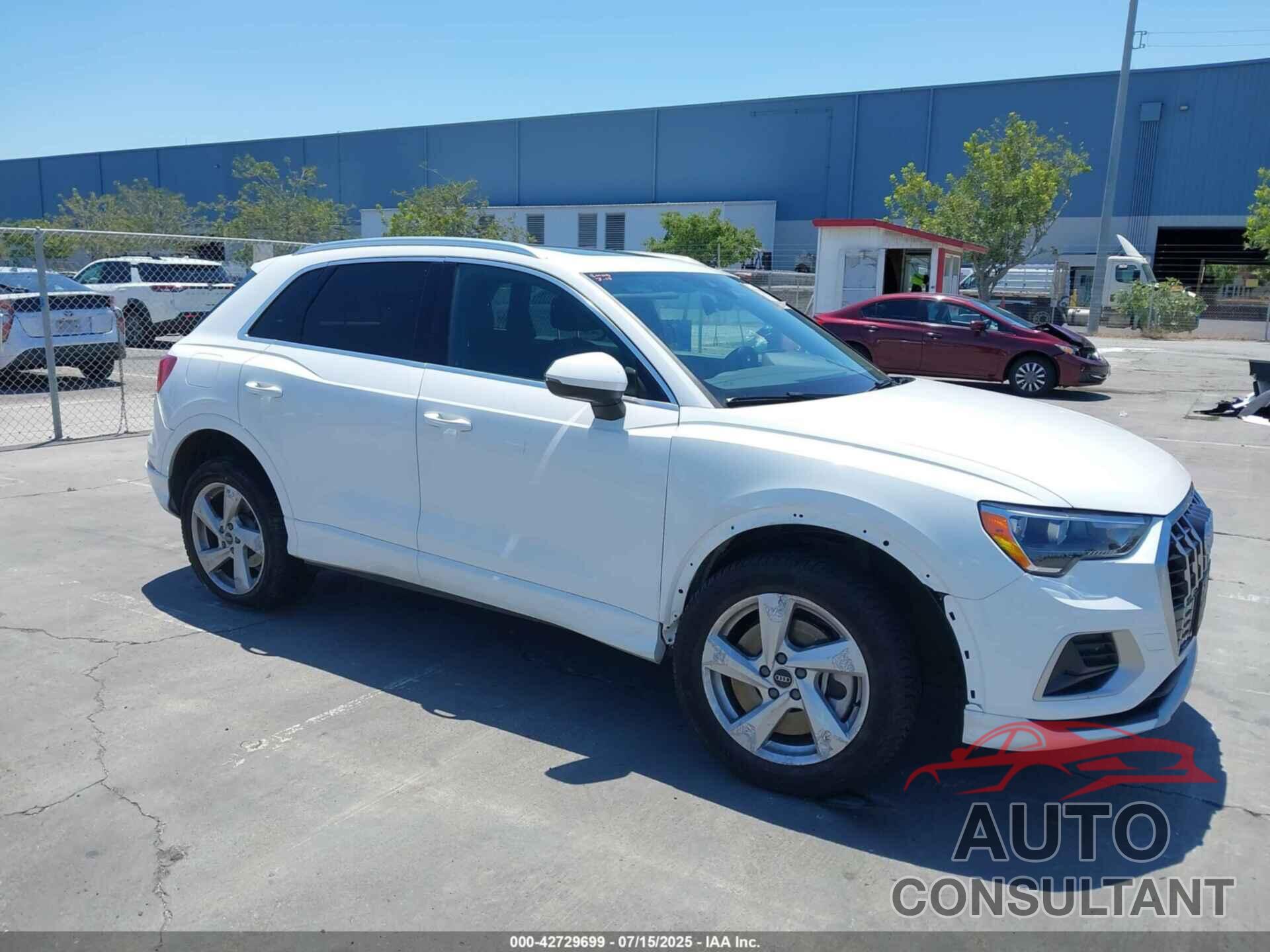 AUDI Q3 2021 - WA1AUCF32M1063560
