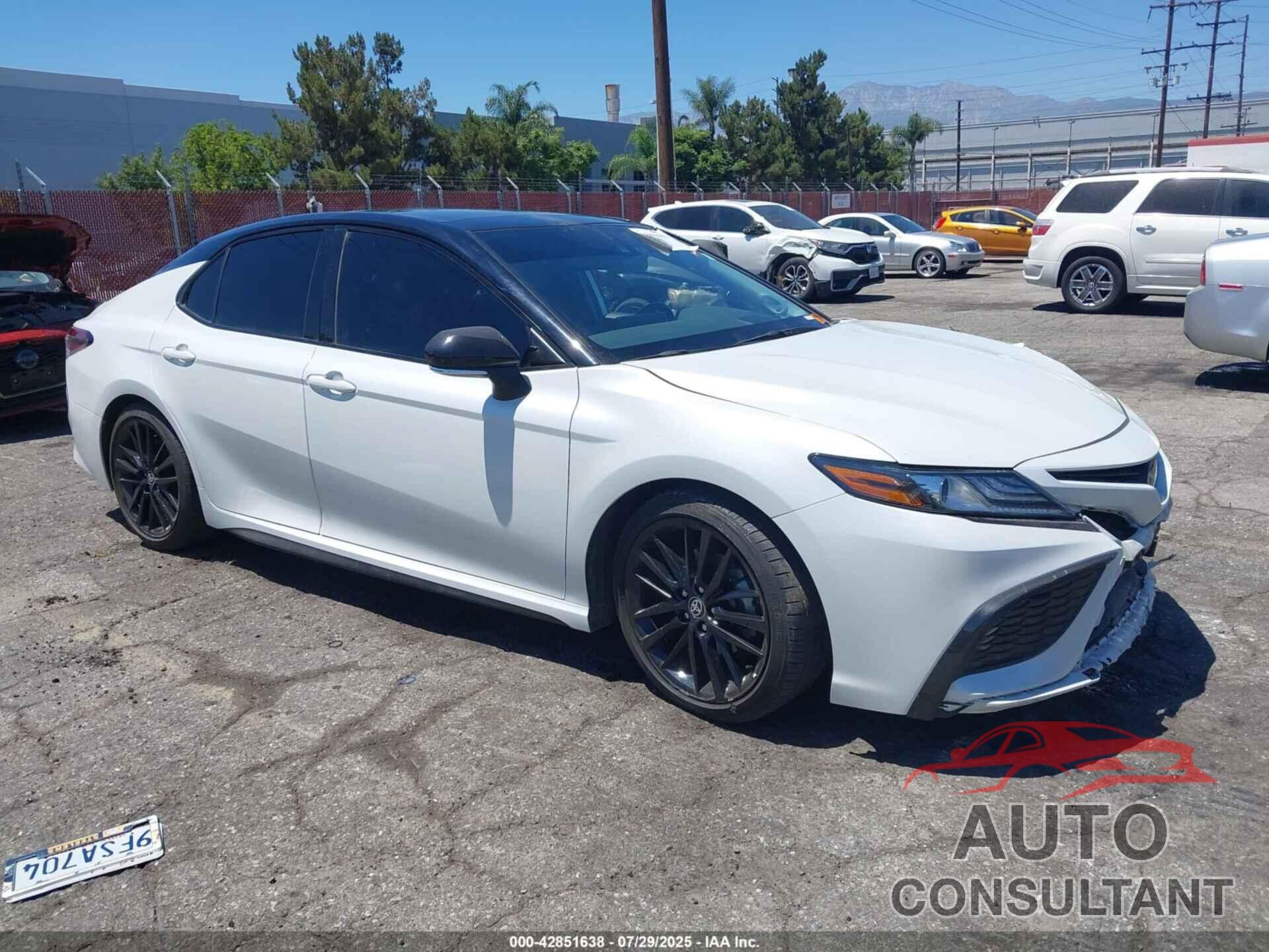 TOYOTA CAMRY 2023 - 4T1KZ1AK2PU079142