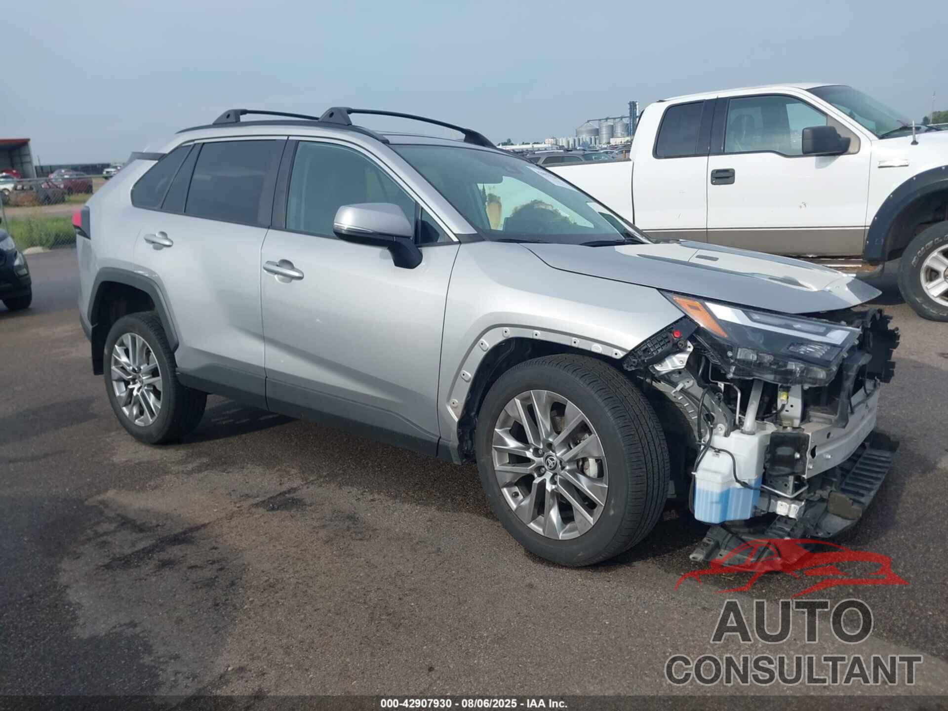 TOYOTA RAV4 2022 - 2T3A1RFV4NW296555