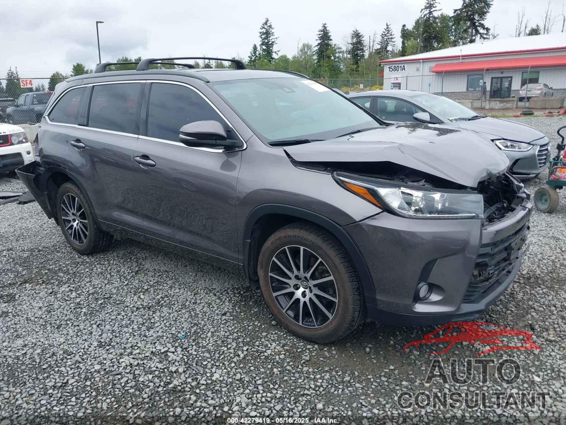 TOYOTA HIGHLANDER 2017 - 5TDJZRFH3HS479163