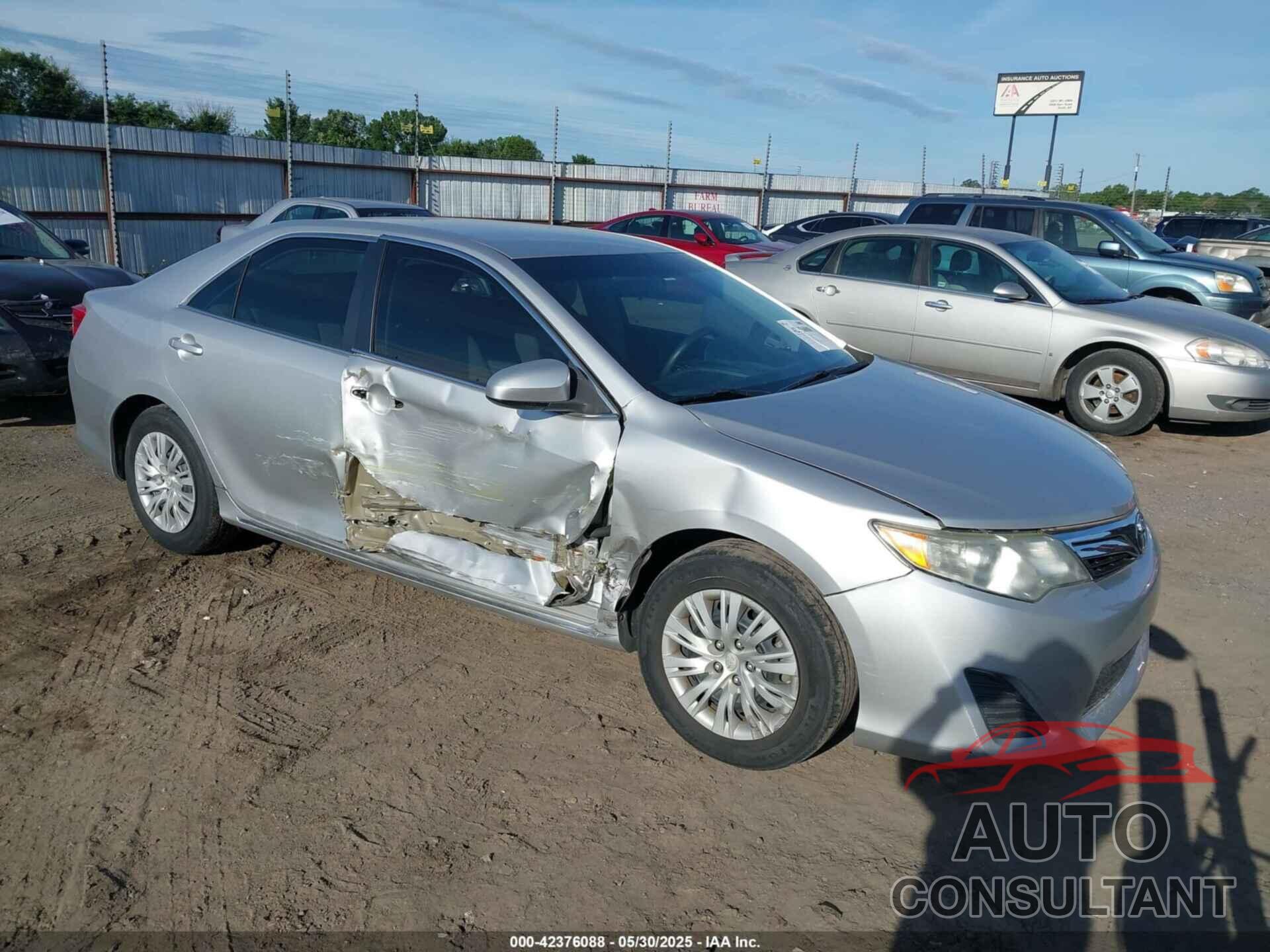 TOYOTA CAMRY 2014 - 4T4BF1FK5ER422773