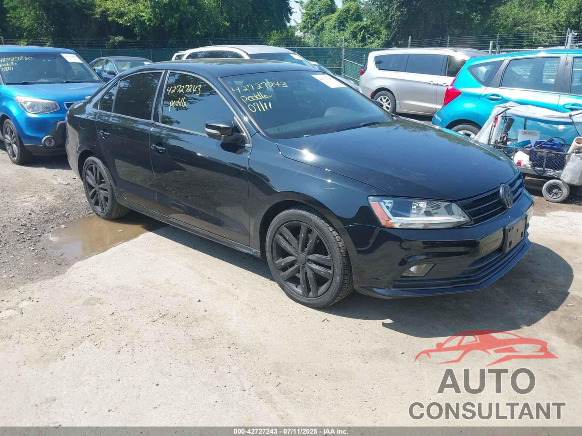 VOLKSWAGEN JETTA 2018 - 3VWD17AJXJM241896