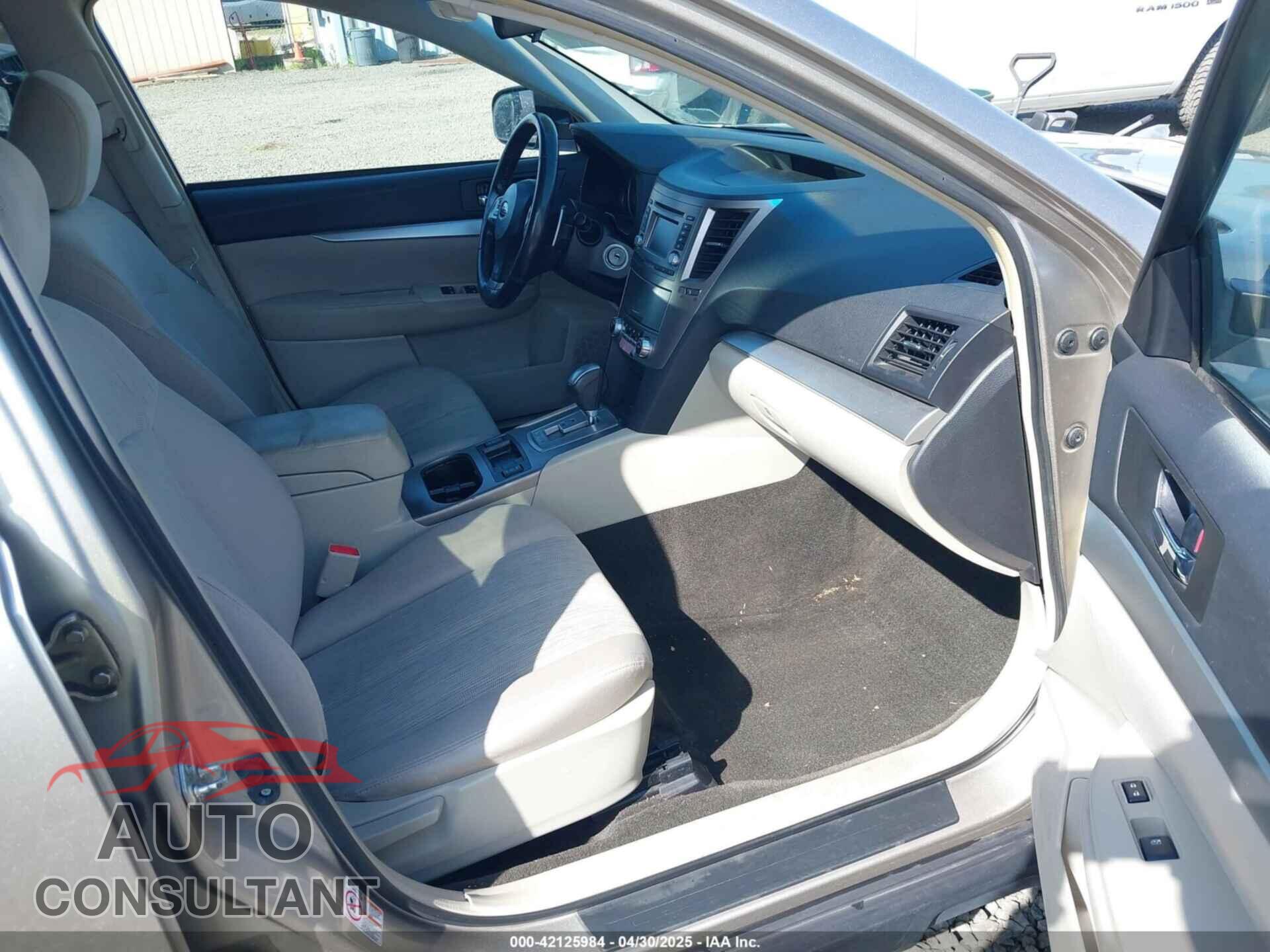 SUBARU OUTBACK 2014 - 4S4BRBCC4E3201983