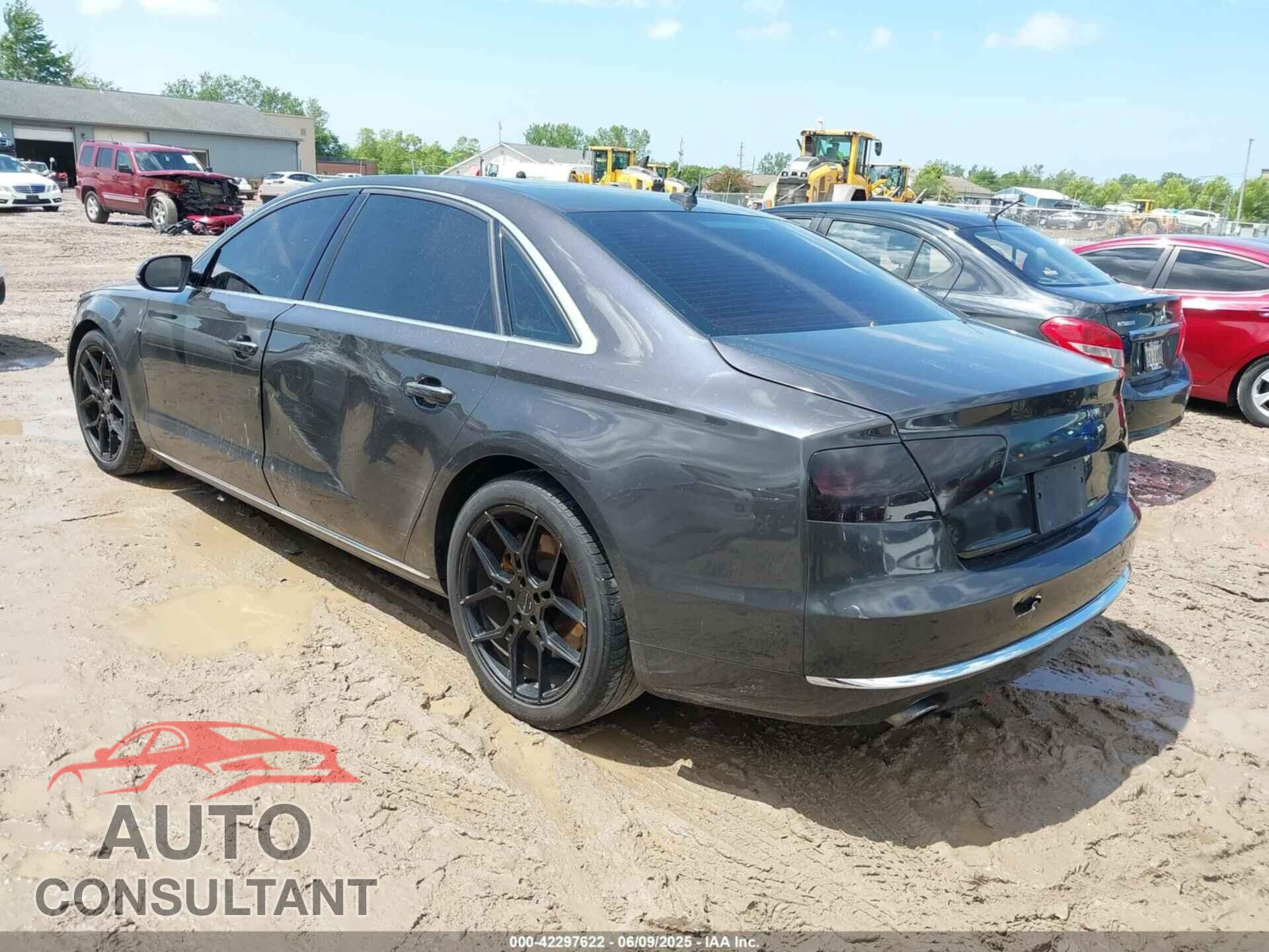 AUDI A8 L 2011 - WAURVAFDXBN020316