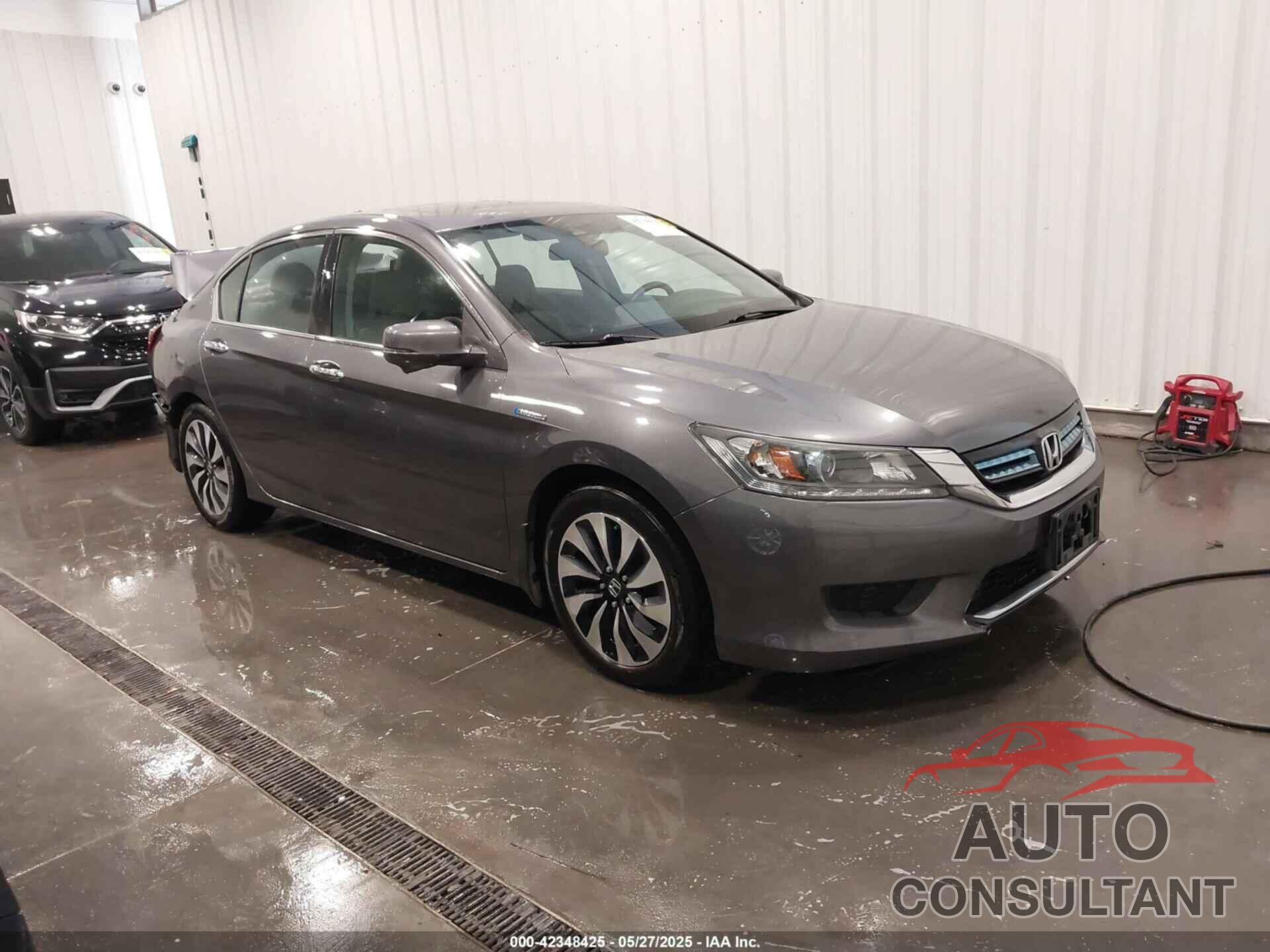 HONDA ACCORD HYBRID 2015 - 1HGCR6F55FA012898