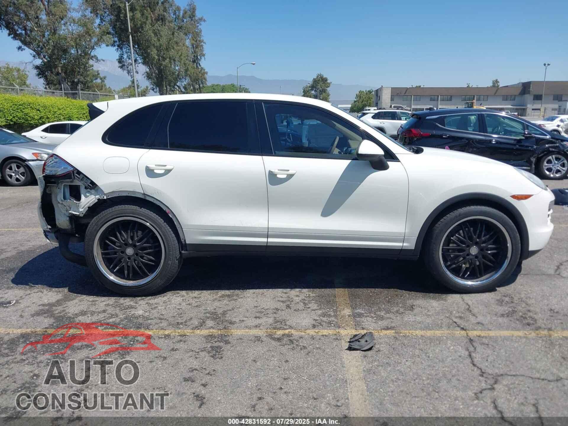 PORSCHE CAYENNE 2011 - WP1AA2A2XBLA01444