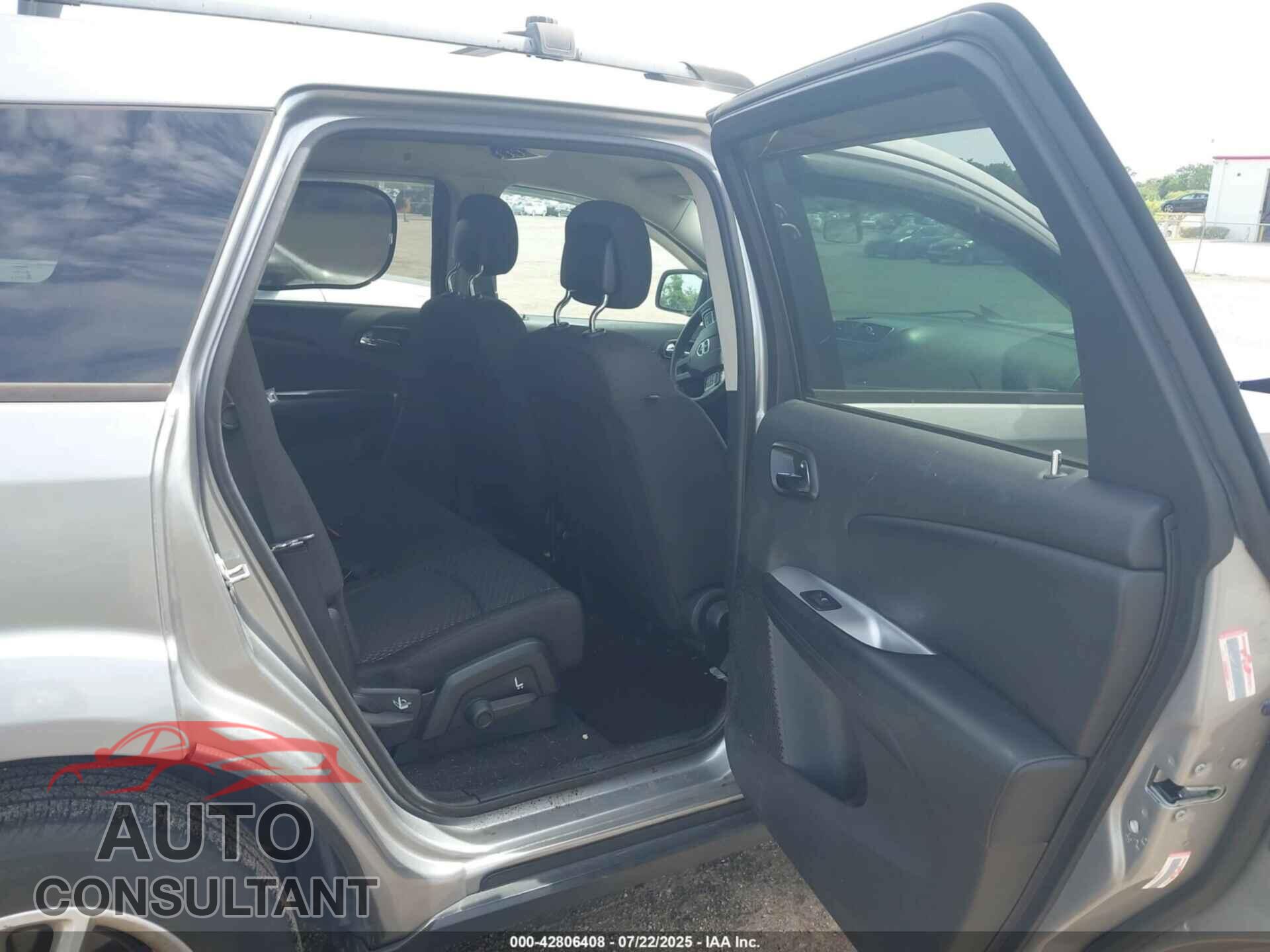 DODGE JOURNEY 2017 - 3C4PDCBB5HT676641