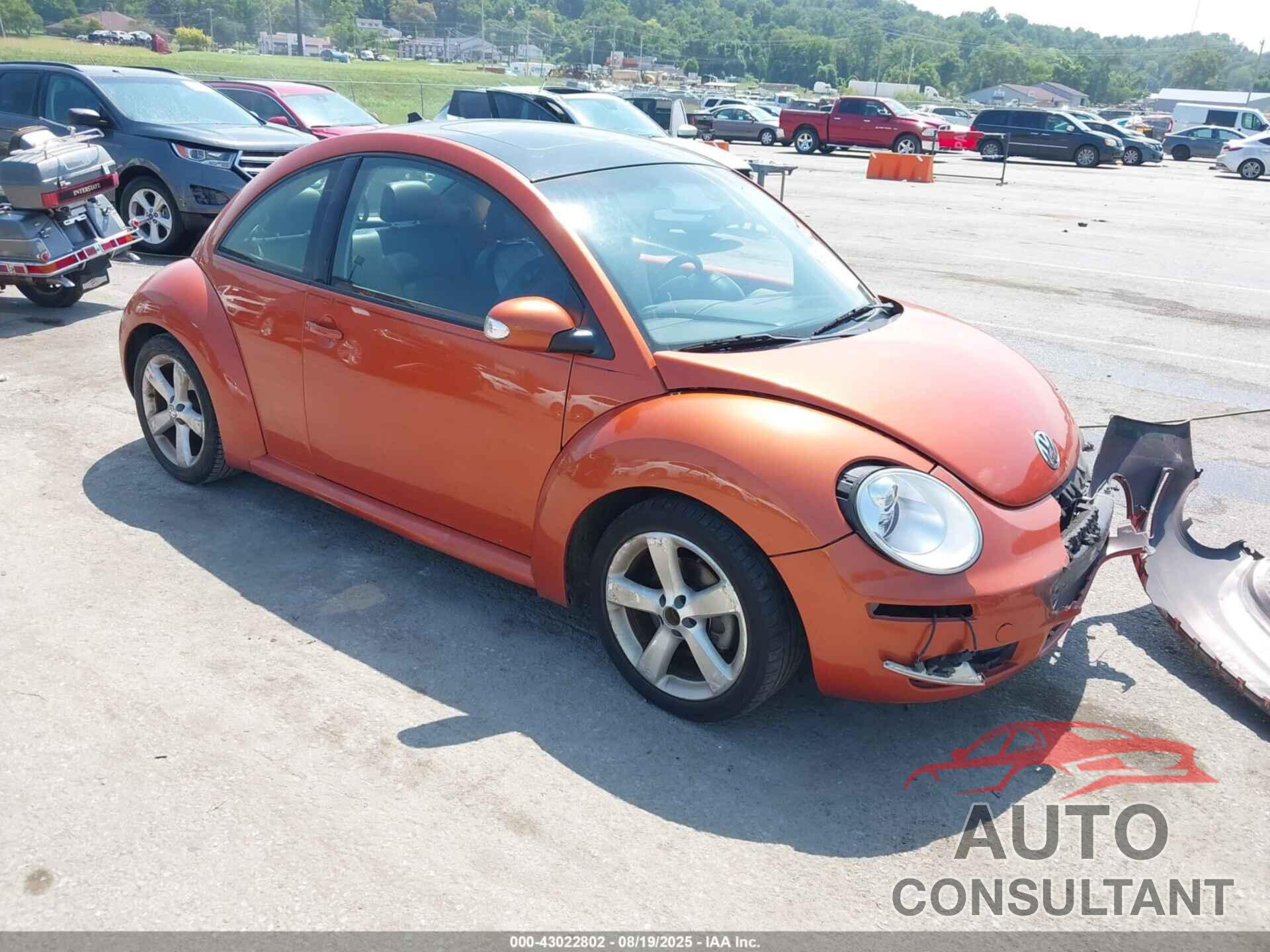 VOLKSWAGEN NEW BEETLE 2010 - 3VWRG3AG5AM022698