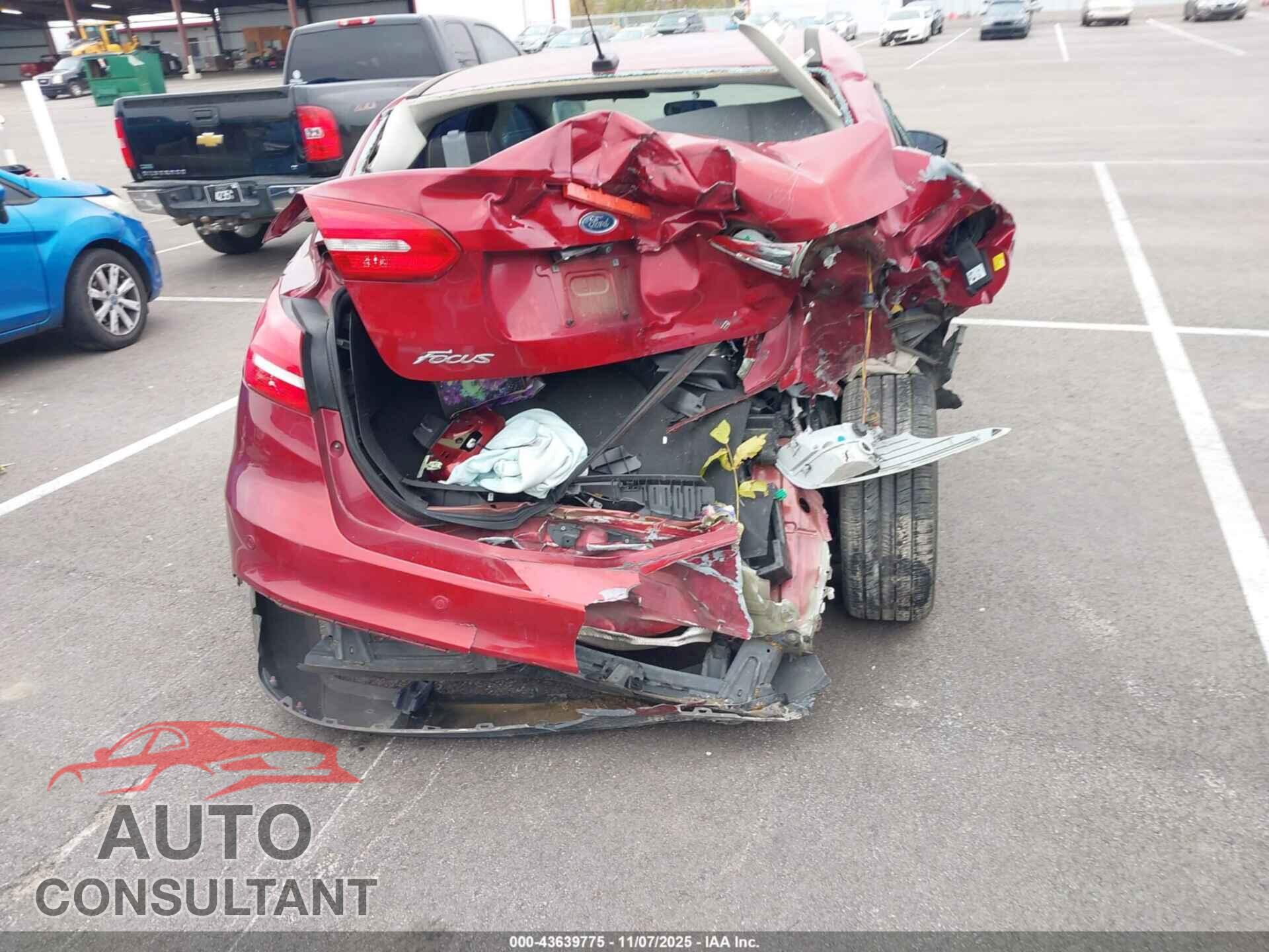 FORD FOCUS 2017 - 1FADP3H29HL229667