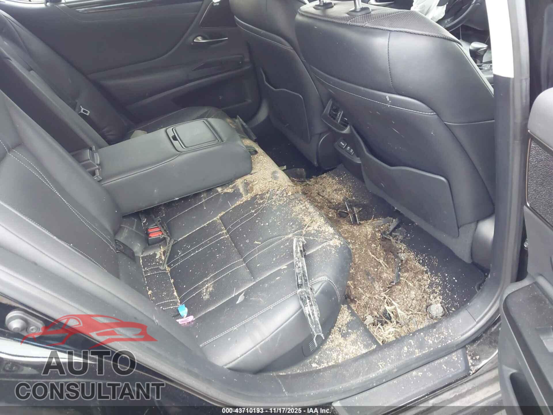 LEXUS ES 300H 2020 - 58AF21B16LU009822
