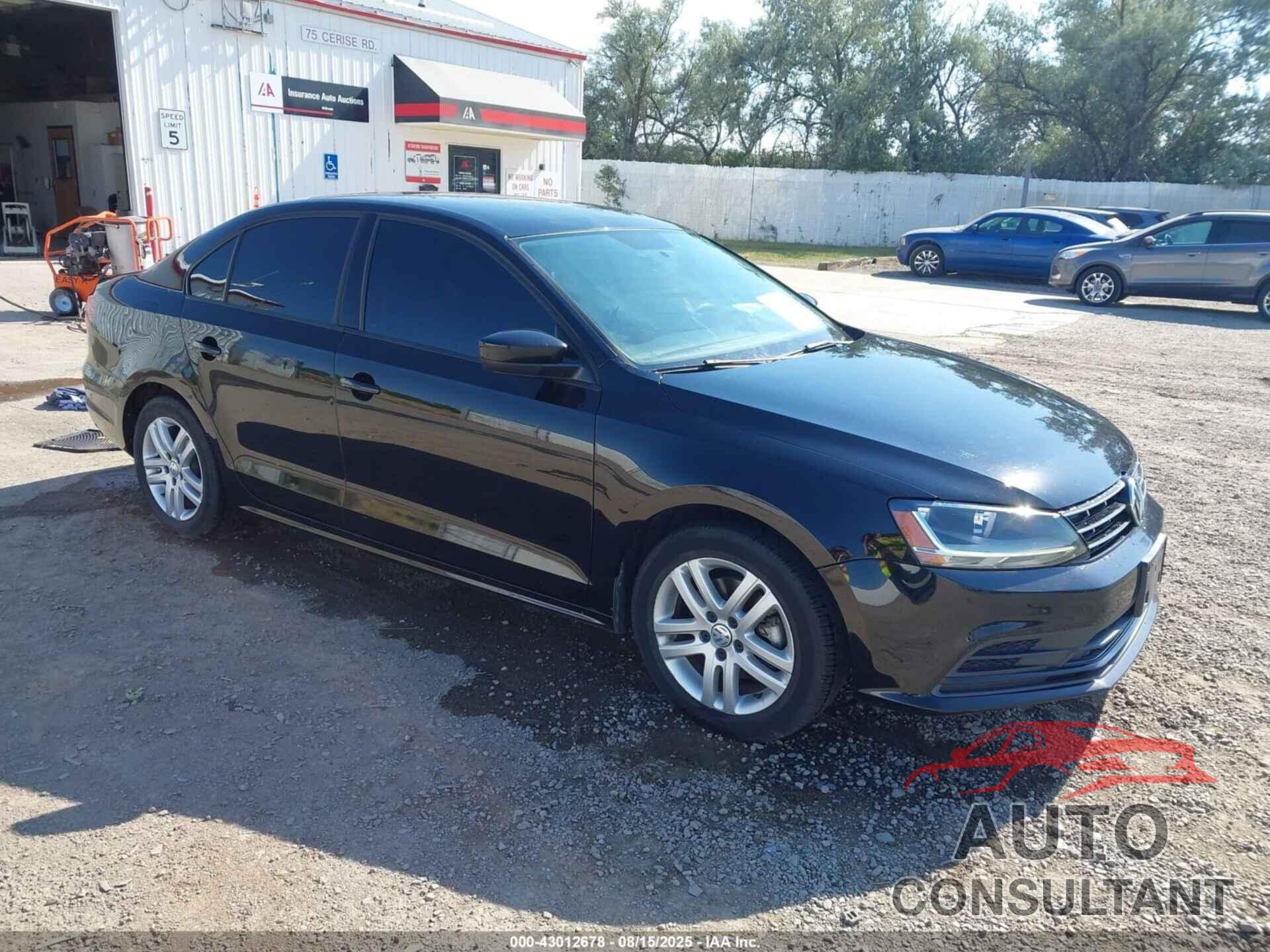 VOLKSWAGEN JETTA 2018 - 3VW2B7AJ7JM262516