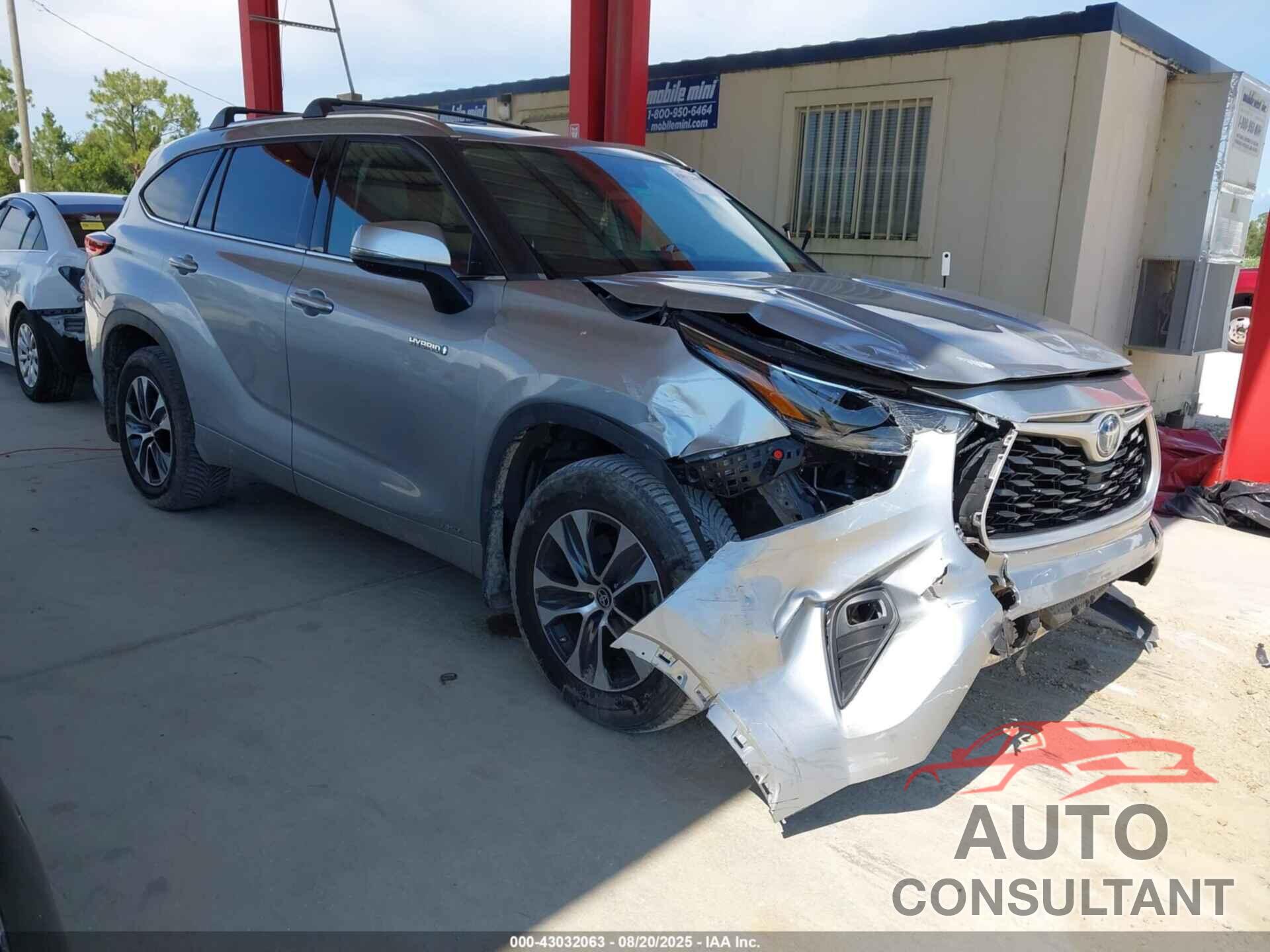TOYOTA HIGHLANDER 2021 - 5TDHBRCH4MS024680
