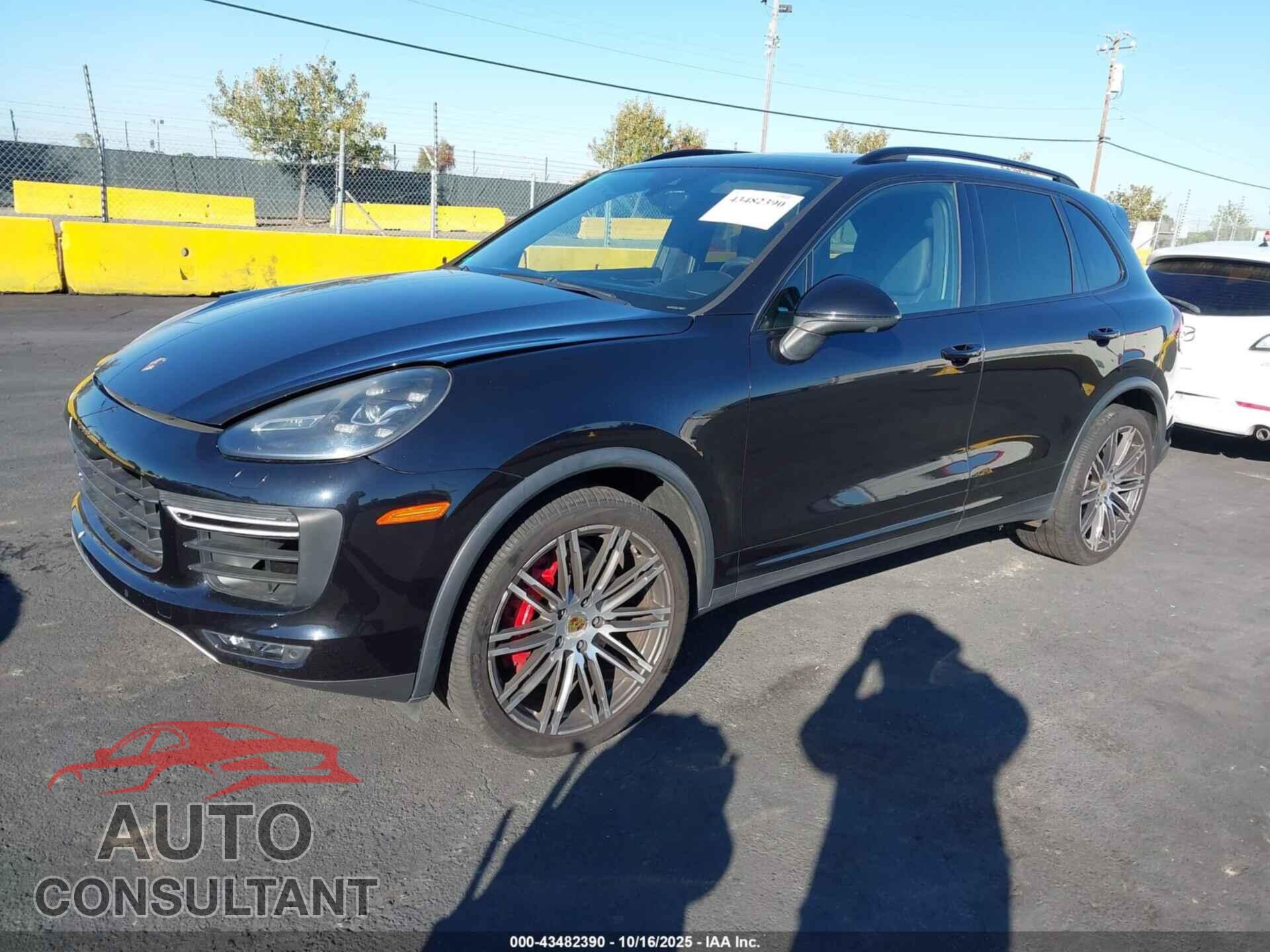 PORSCHE CAYENNE 2016 - WP1AC2A29GLA89324