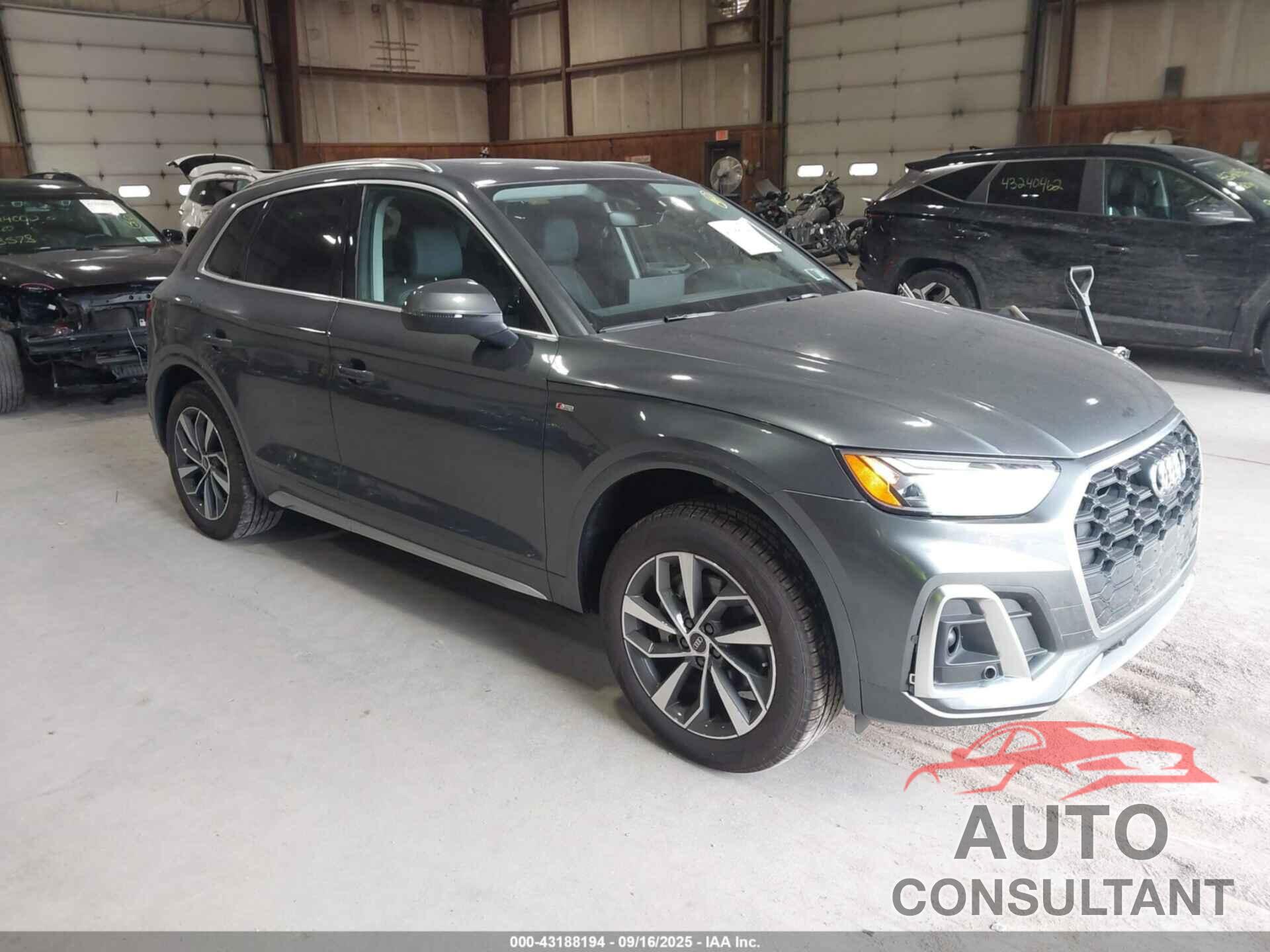 AUDI Q5 2023 - WA1EAAFY0P2157252