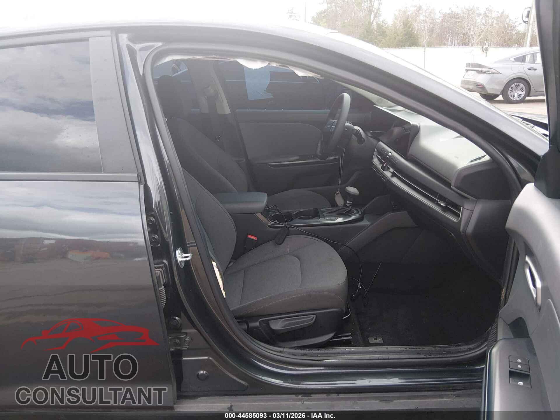 KIA K4 2025 - 3KPFT4DE1SE034375