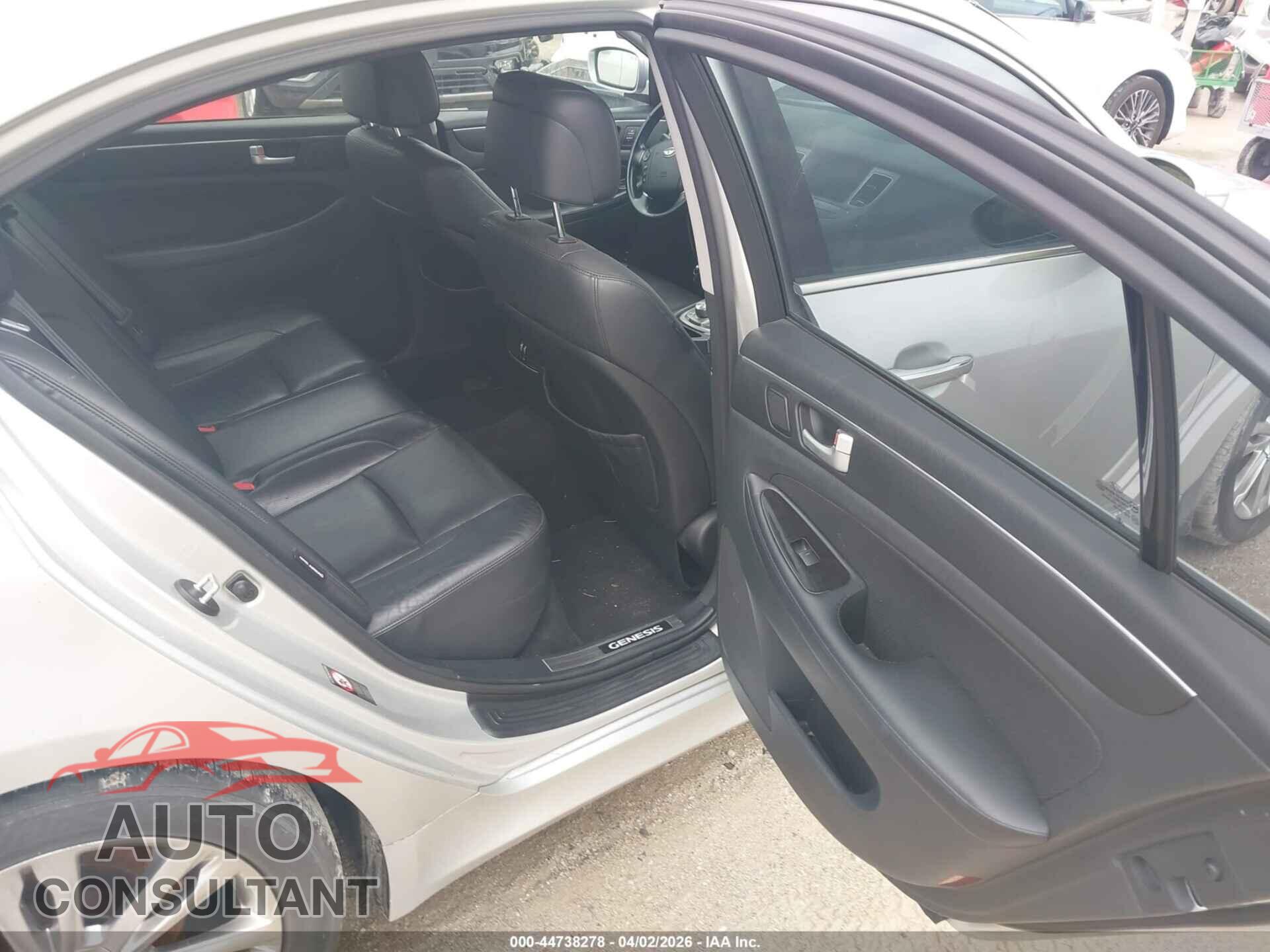 HYUNDAI GENESIS 2012 - KMHGC4DF0CU180181