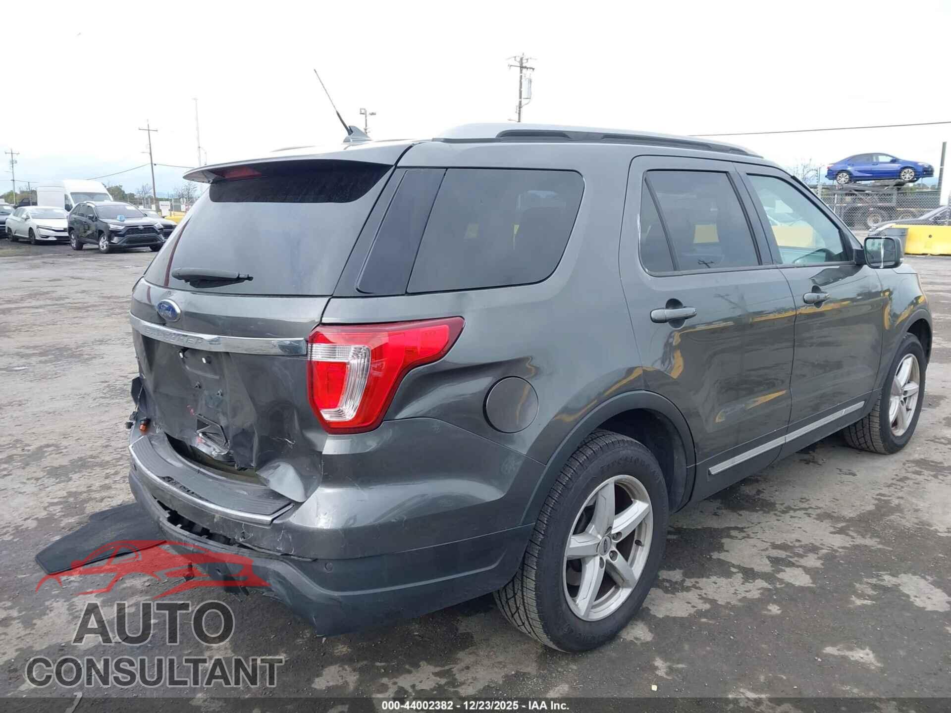 FORD EXPLORER 2018 - 1FM5K7D84JGB90477