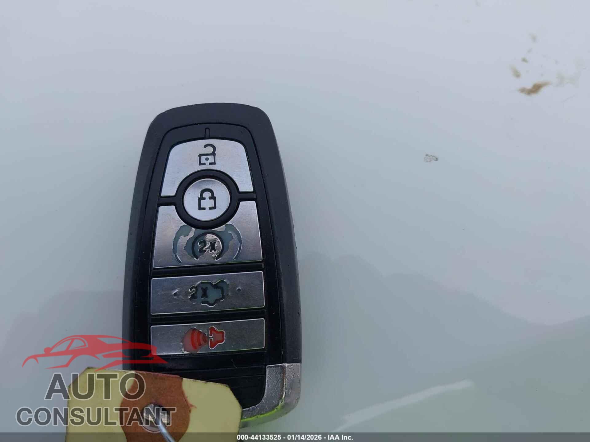 FORD EXPLORER 2018 - 1FM5K7D8XJGB52431