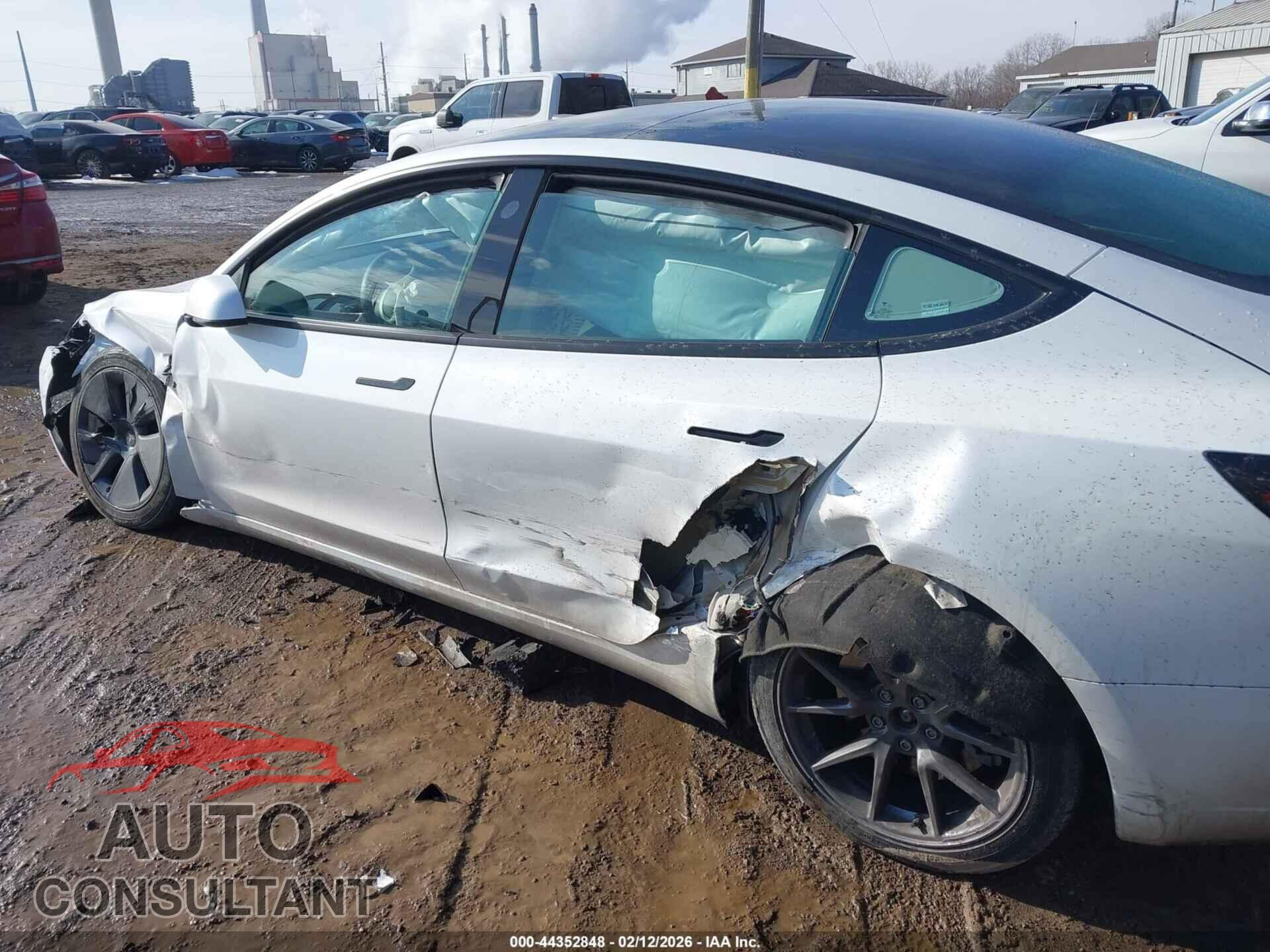 TESLA MODEL 3 2023 - 5YJ3E1EA7PF406679