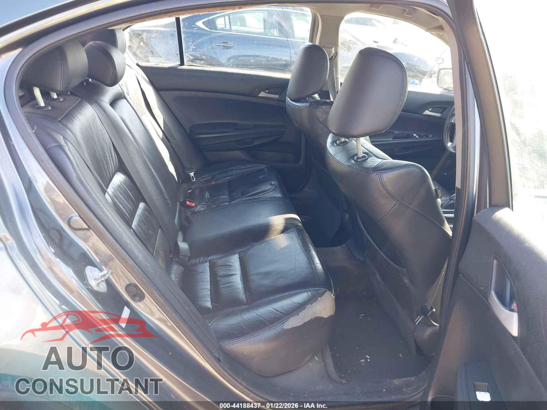 HONDA ACCORD 2011 - 1HGCP2F61BA002662