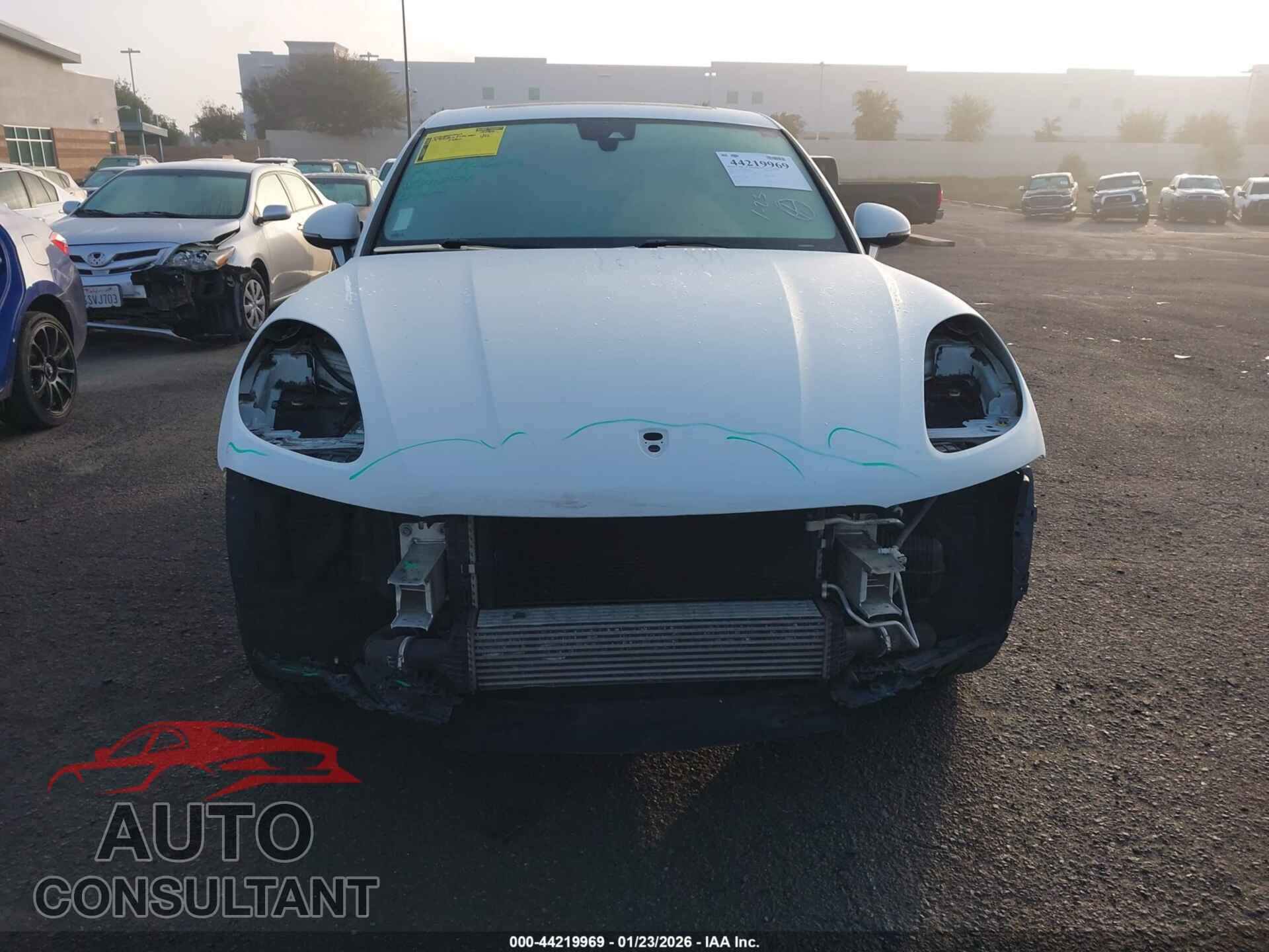 PORSCHE MACAN 2017 - WP1AA2A56HLB07442