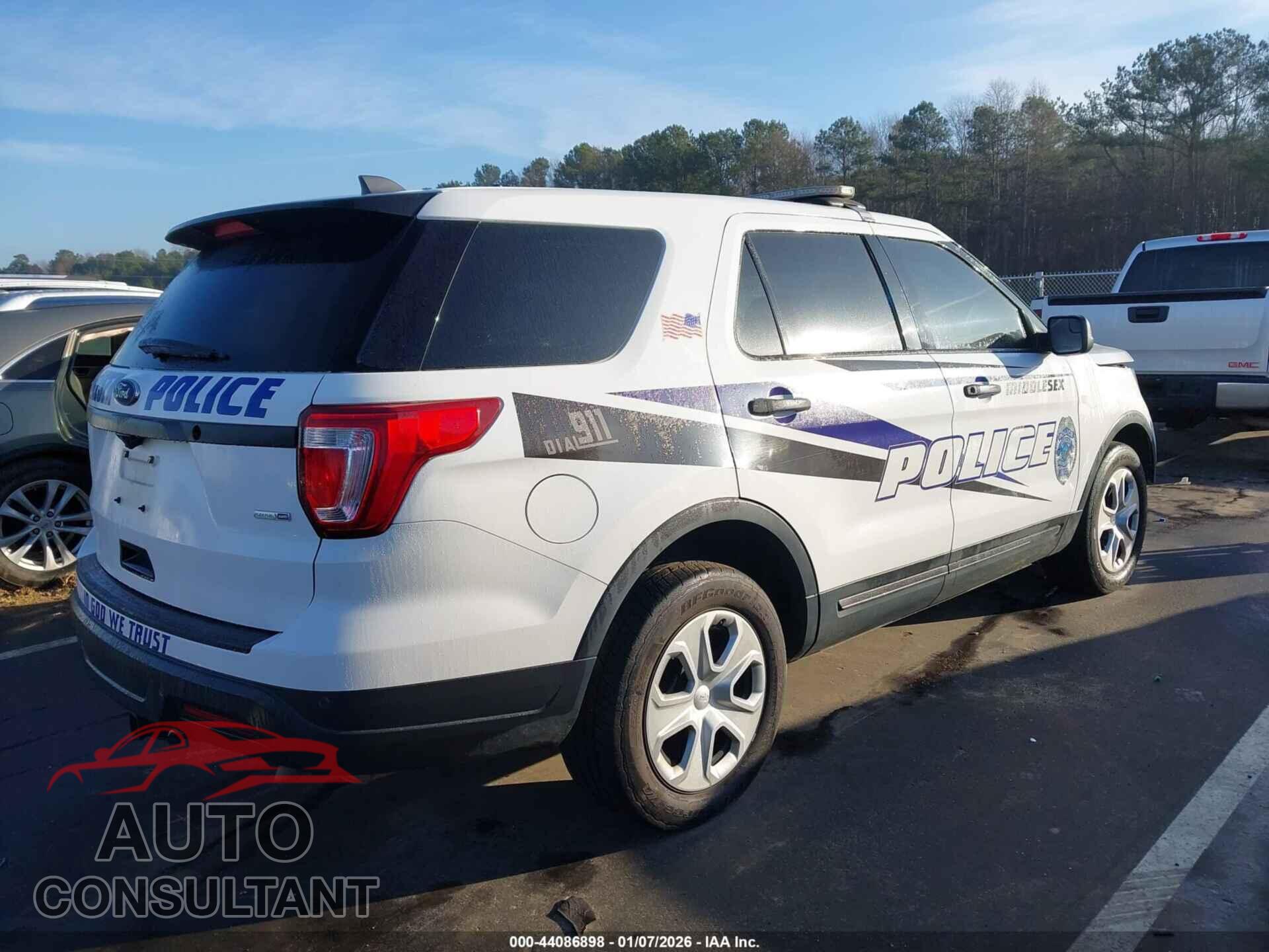 FORD POLICE INTERCEPTOR UTILITY 2018 - 1FM5K8AR6JGB00233
