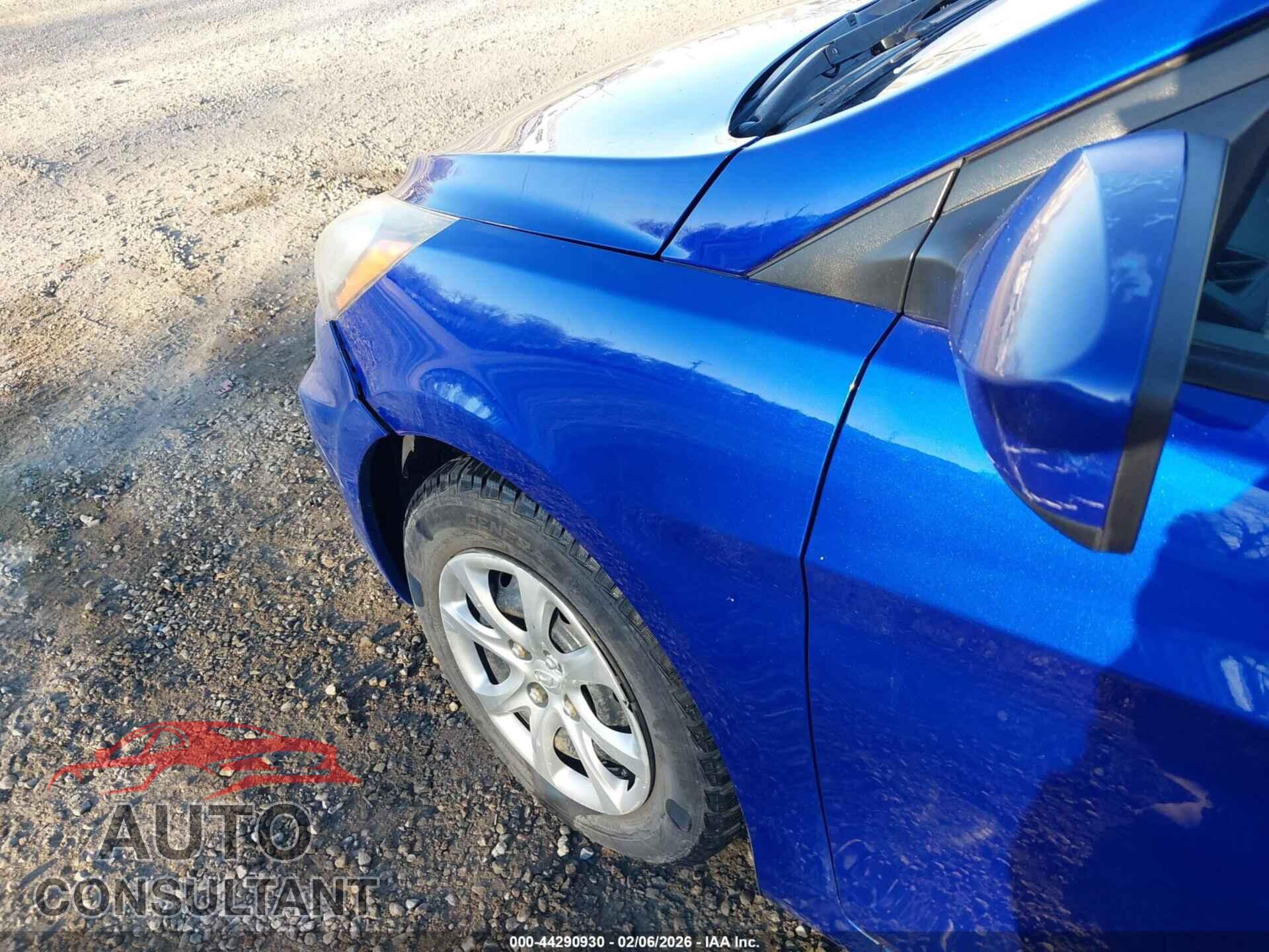 HYUNDAI ACCENT 2013 - KMHCT4AE9DU464405