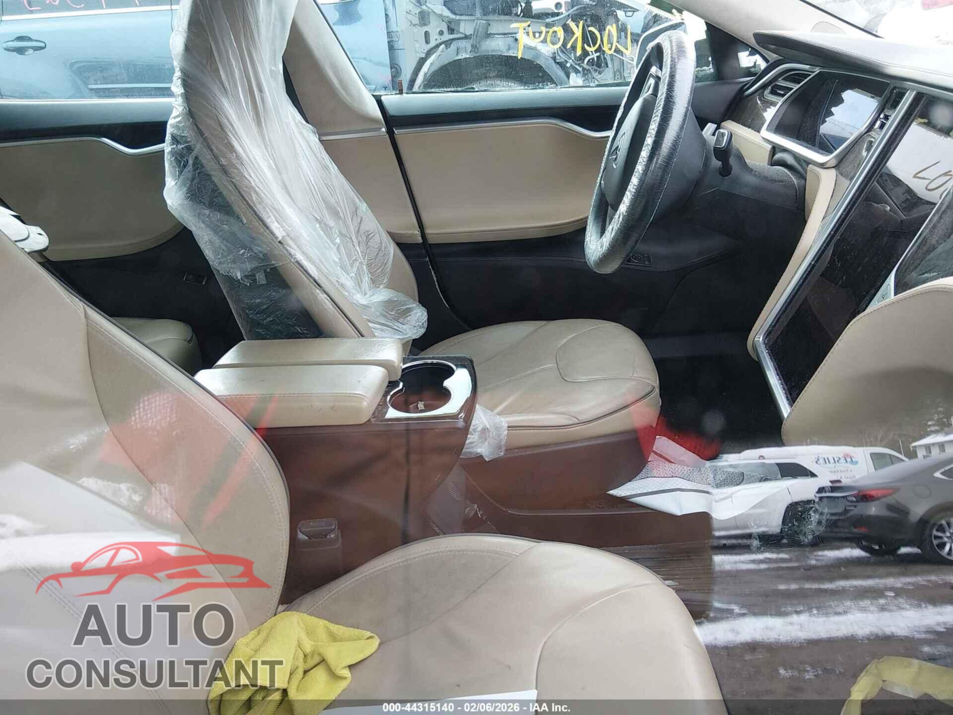 TESLA MODEL S 2013 - 5YJSA1DP5DFP16287