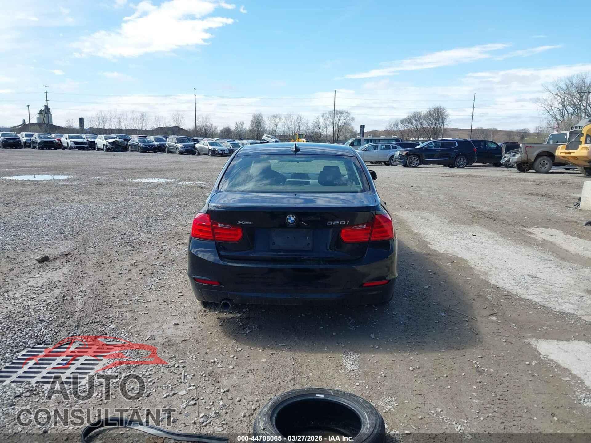 BMW 320I 2015 - WBA3C3C57FP664953