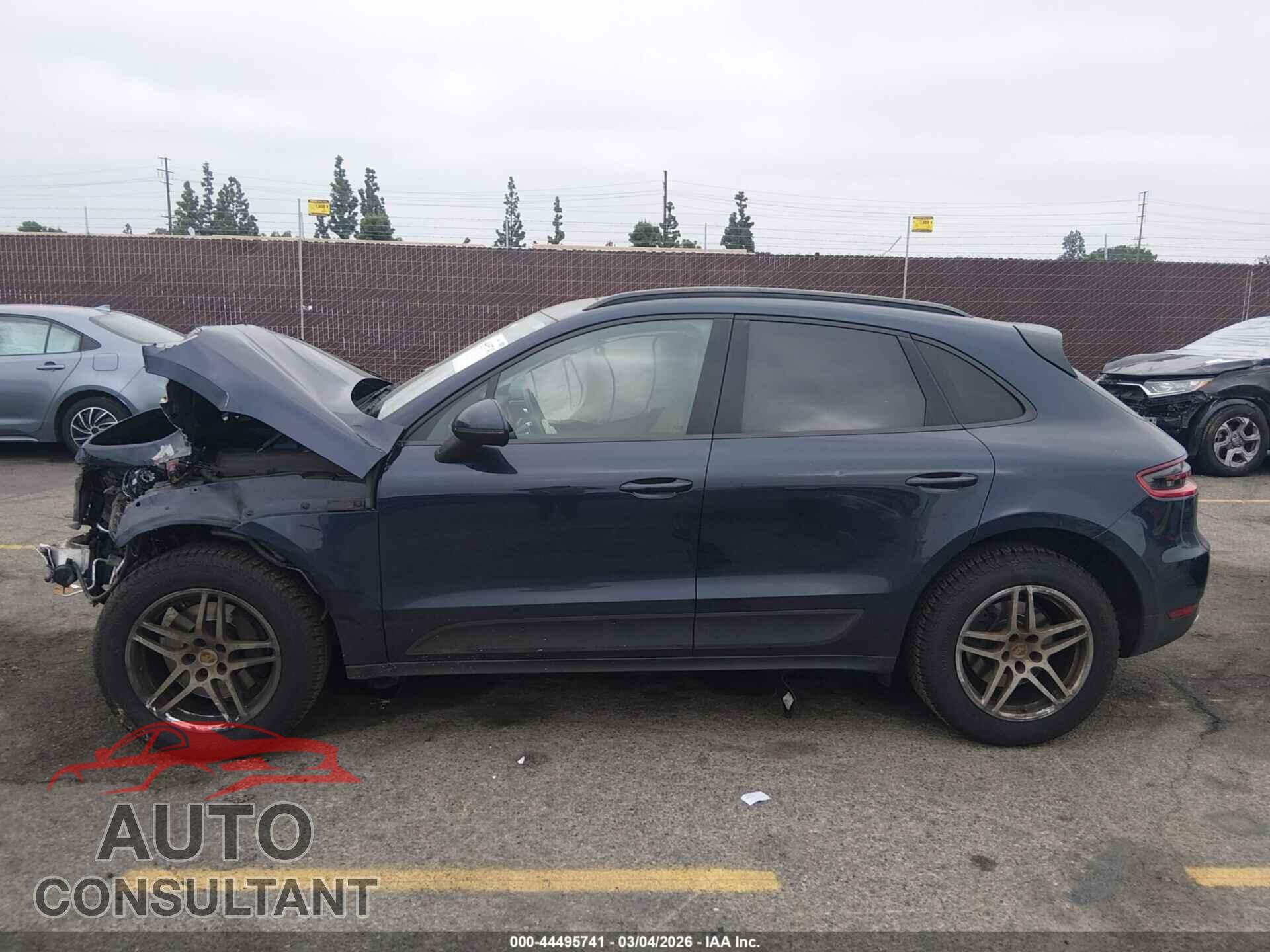 PORSCHE MACAN 2018 - WP1AA2A51JLB08181