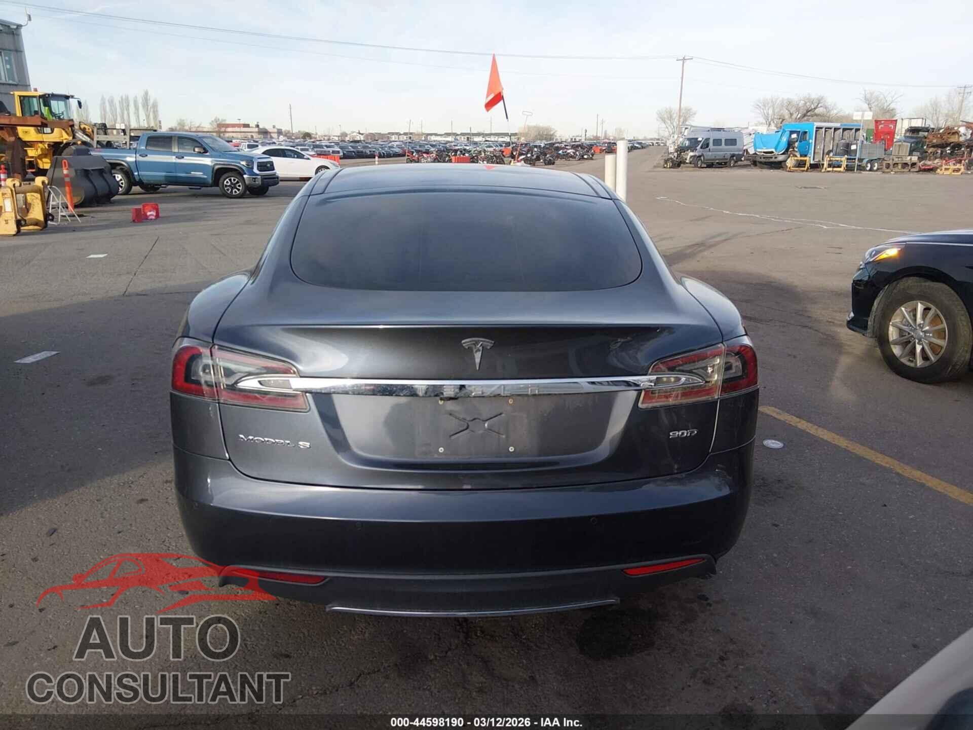 TESLA MODEL S 2016 - 5YJSA1E23GF131232