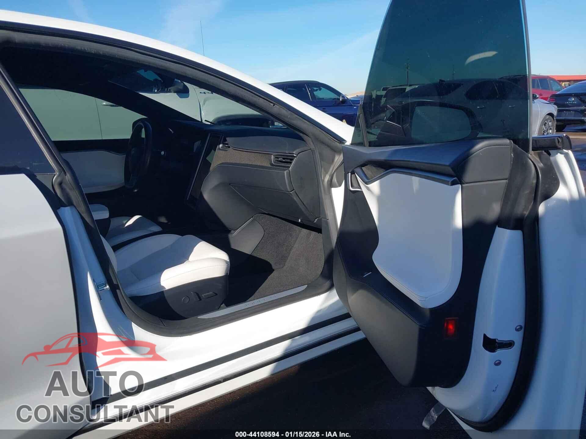 TESLA MODEL S 2020 - 5YJSA1E42LF379869