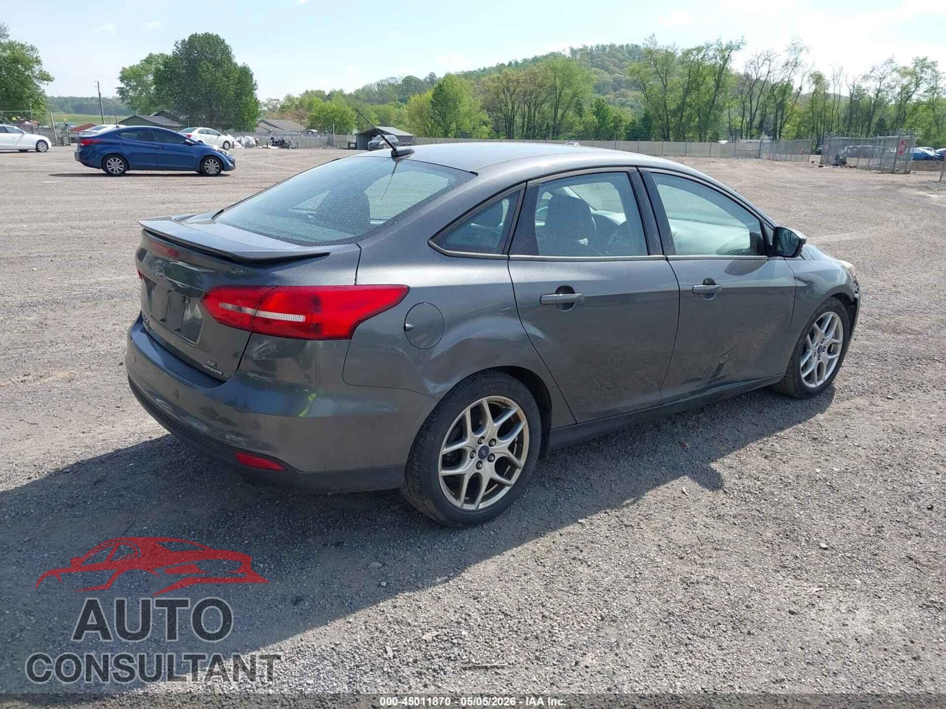 FORD FOCUS 2015 - 1FADP3F24FL200903