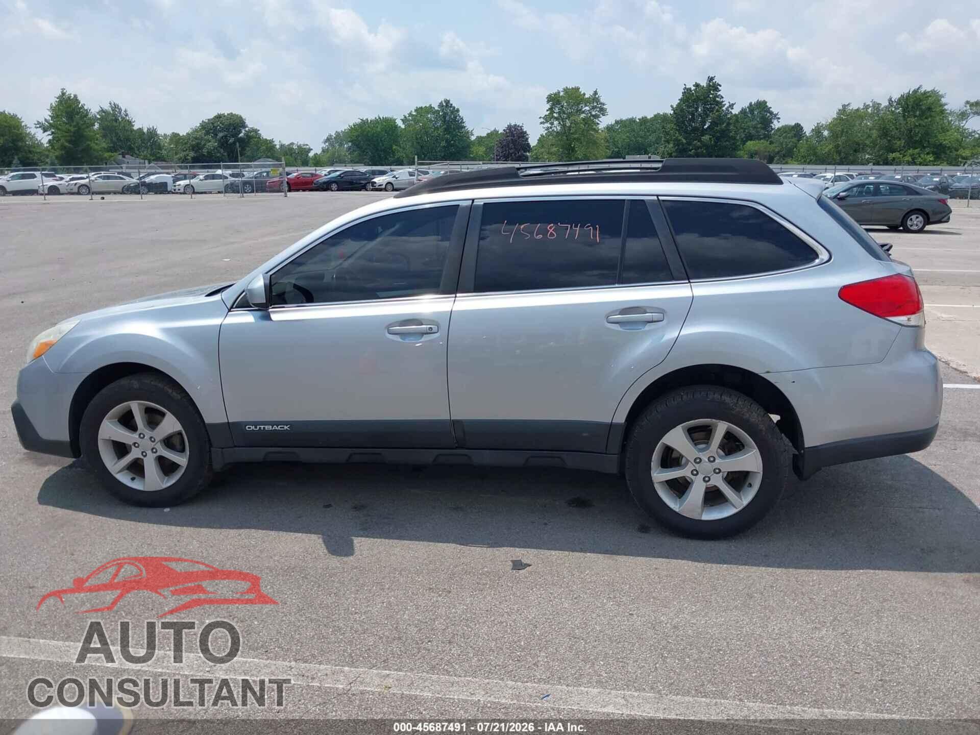 SUBARU OUTBACK 2013 - 4S4BRCCC8D3204728