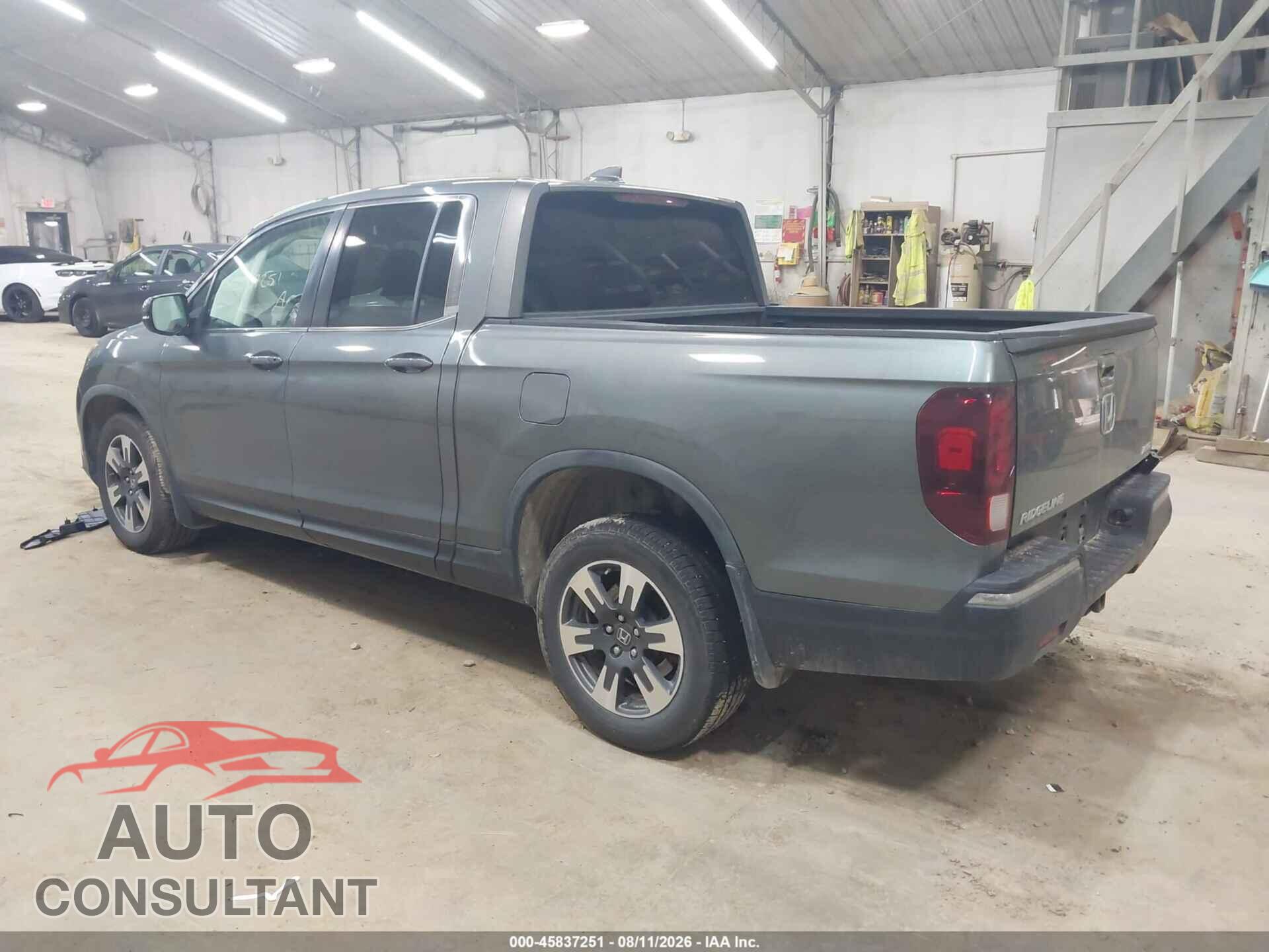 HONDA RIDGELINE 2017 - 5FPYK3F58HB019563