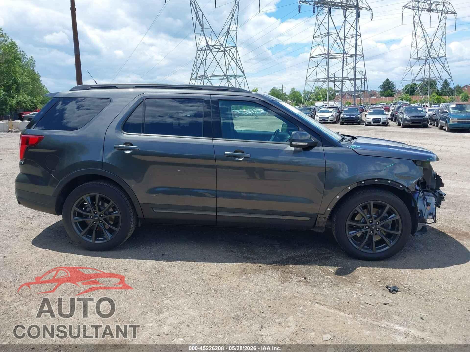 FORD EXPLORER 2018 - 1FM5K7D87JGB25591