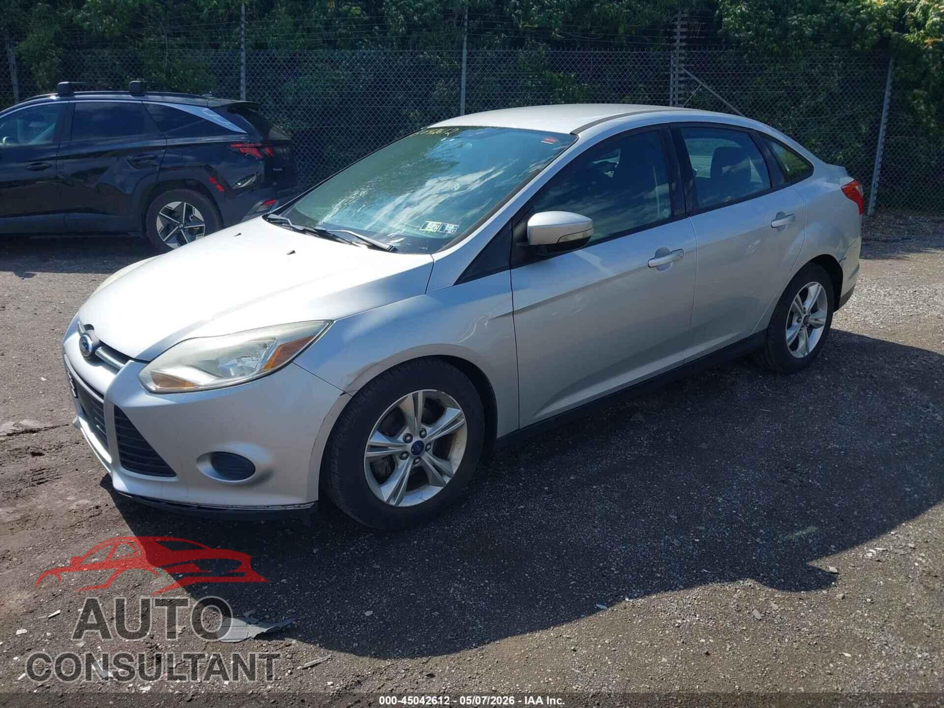 FORD FOCUS 2013 - 1FADP3F22DL330370