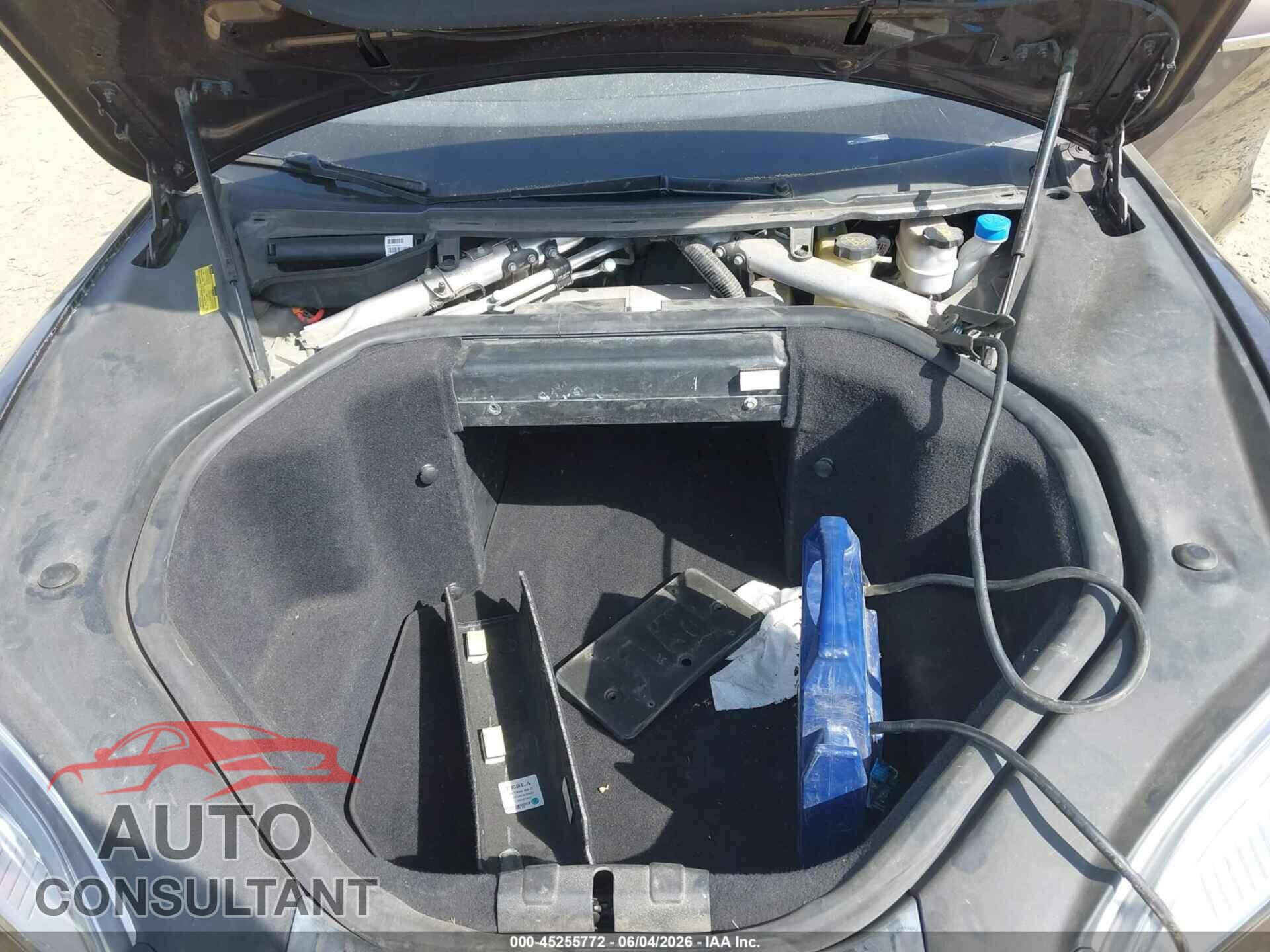 TESLA MODEL S 2013 - 5YJSA1DG5DFP04978