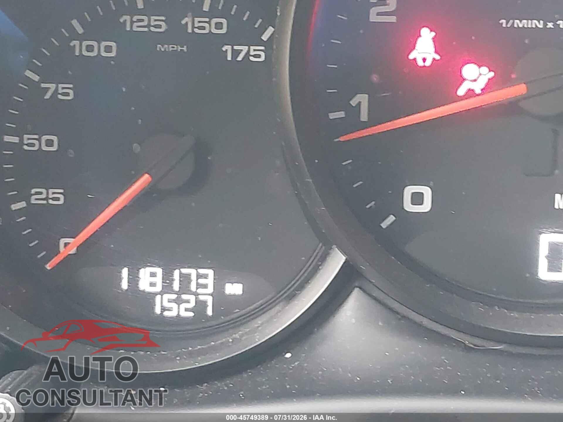 PORSCHE MACAN 2018 - WP1AA2A53JLB04875