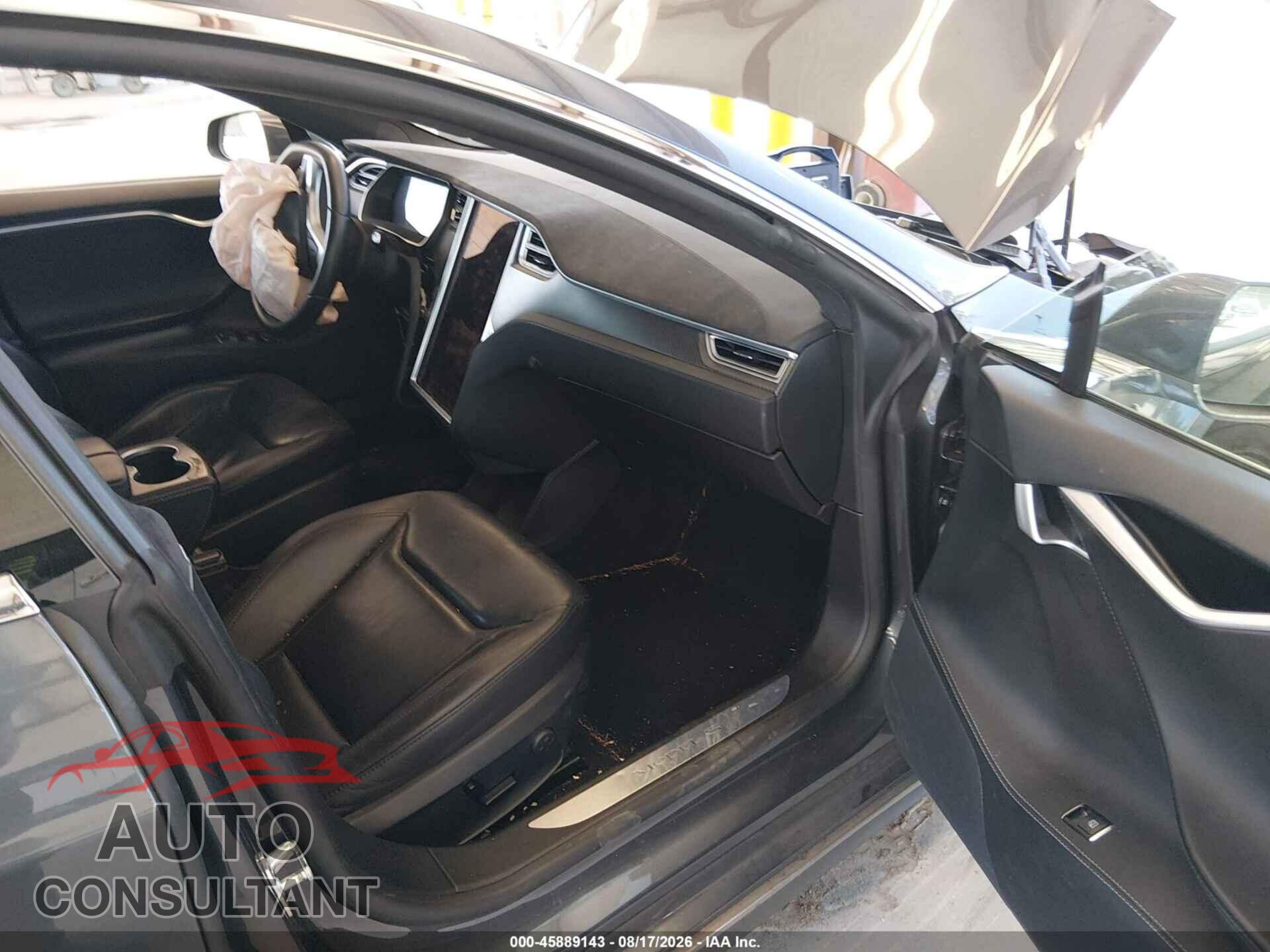 TESLA MODEL S 2015 - 5YJSA1E29FF115079