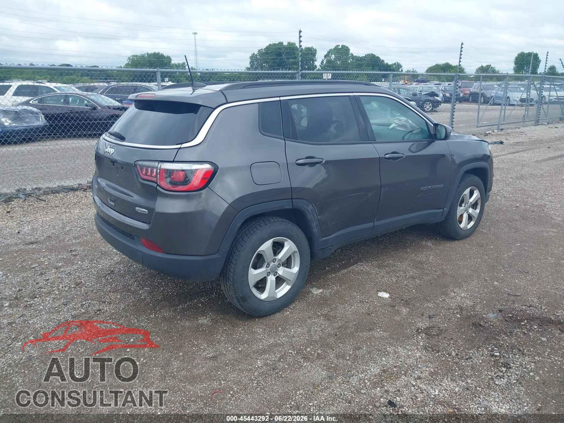 JEEP COMPASS 2018 - 3C4NJDBB1JT185656