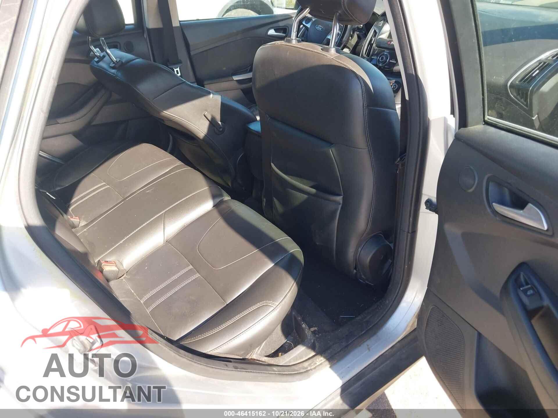 FORD FOCUS 2012 - 1FAHP3N21CL361269