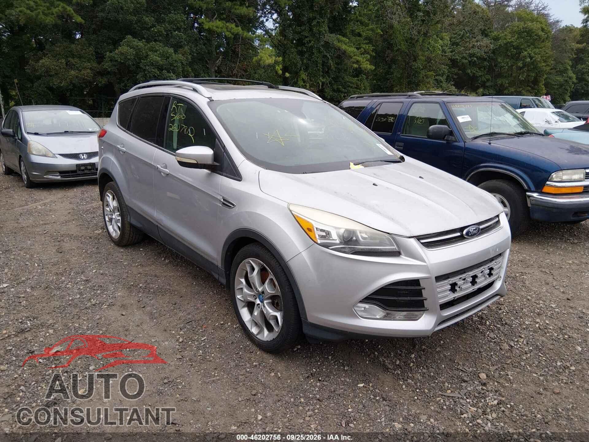 FORD ESCAPE 2013 - 1FMCU9J98DUC30558