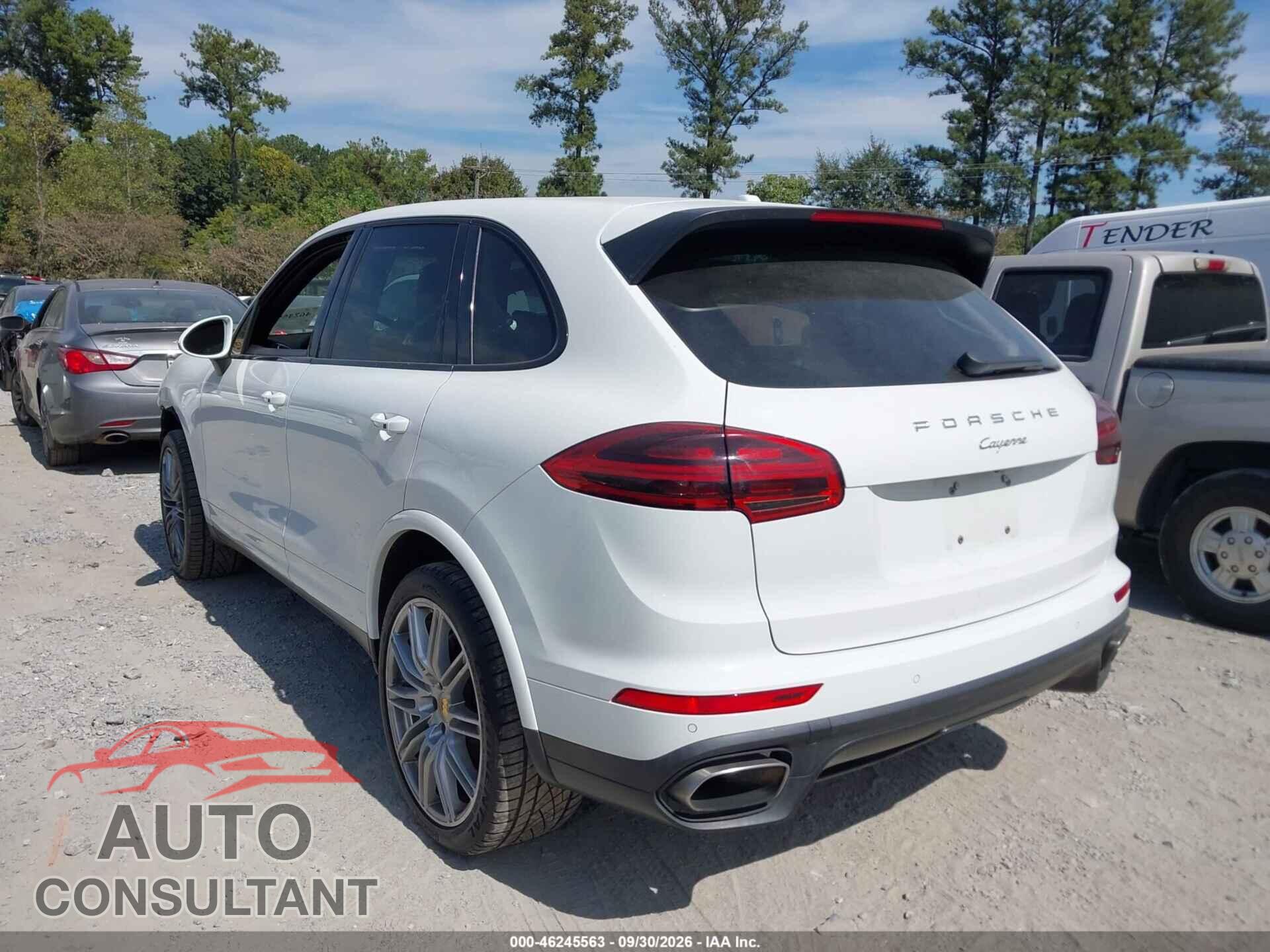 PORSCHE CAYENNE 2017 - WP1AA2A27HKA91831