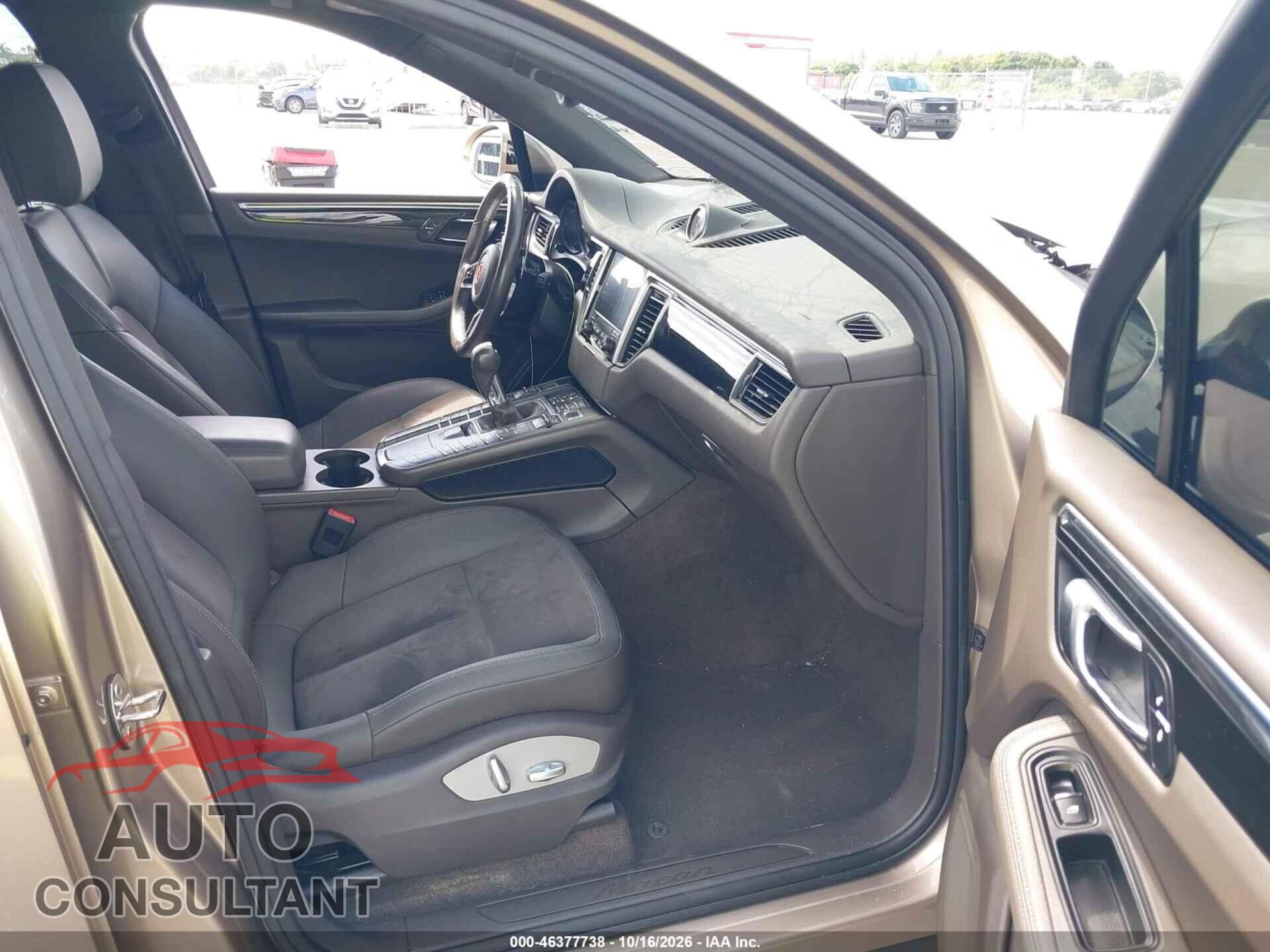 PORSCHE MACAN 2017 - WP1AA2A52HLB04859