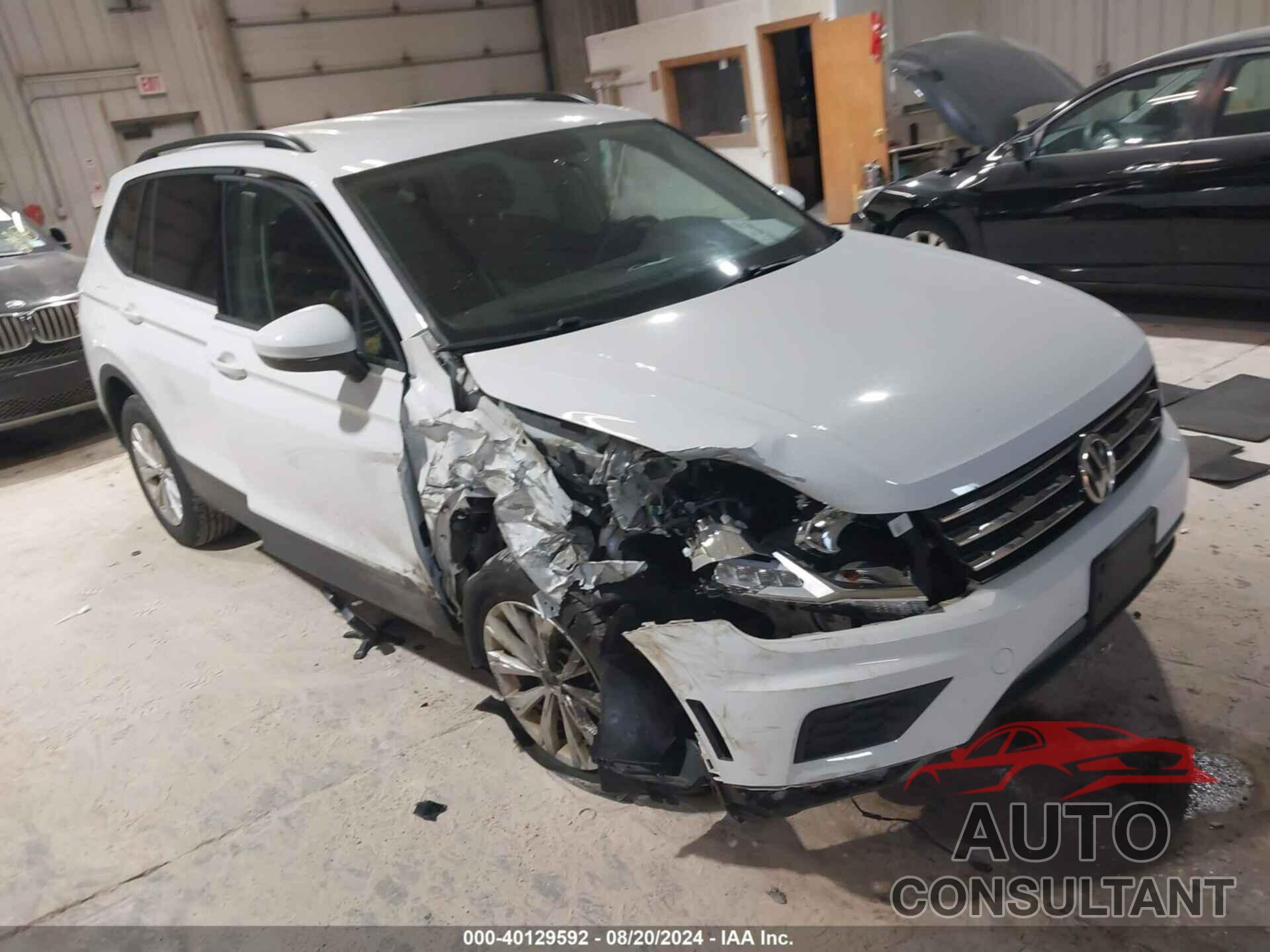 VOLKSWAGEN TIGUAN 2019 - 3VV0B7AX5KM052823